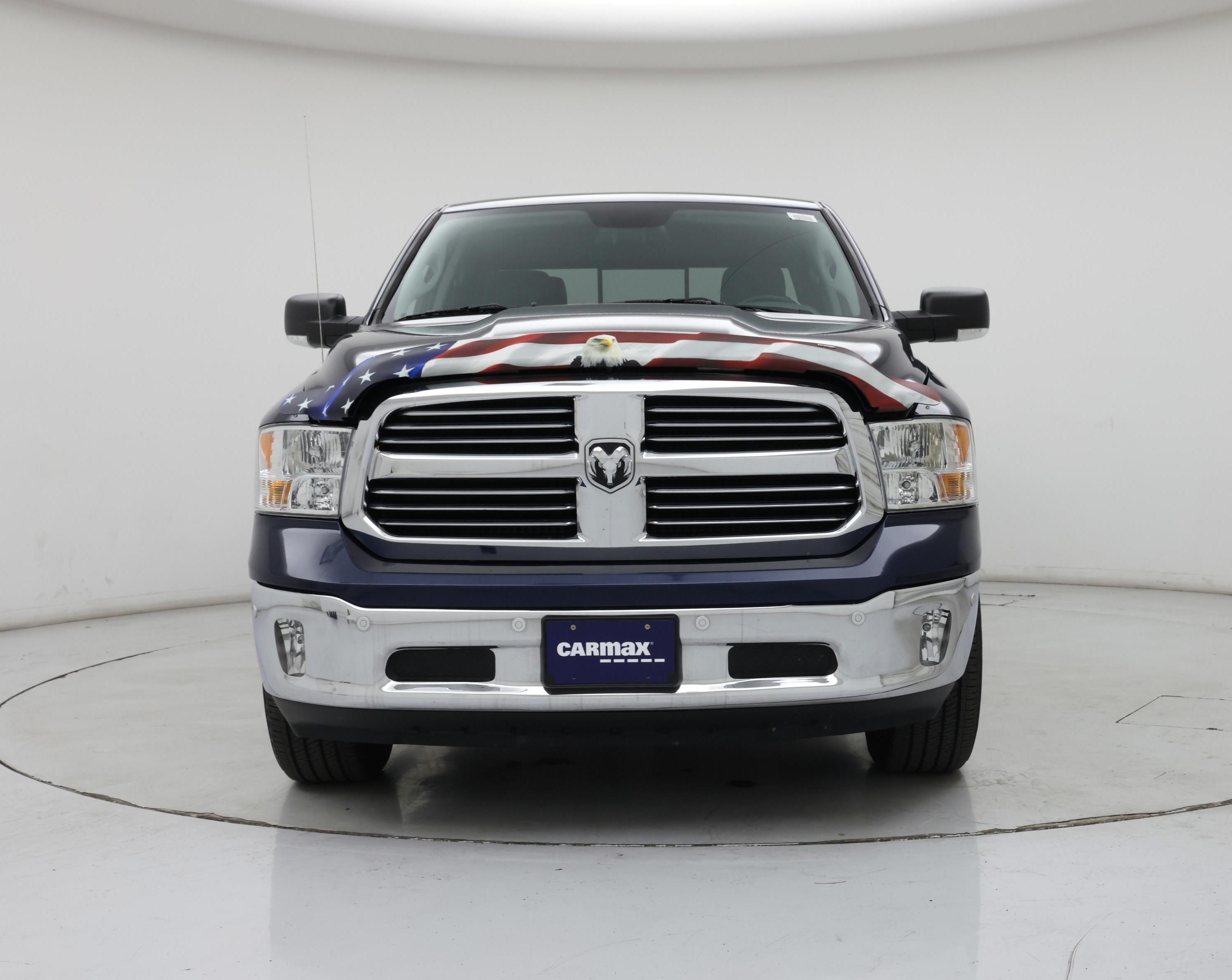 Thumbnail: 2019 RAM 1500 Classic - 5
