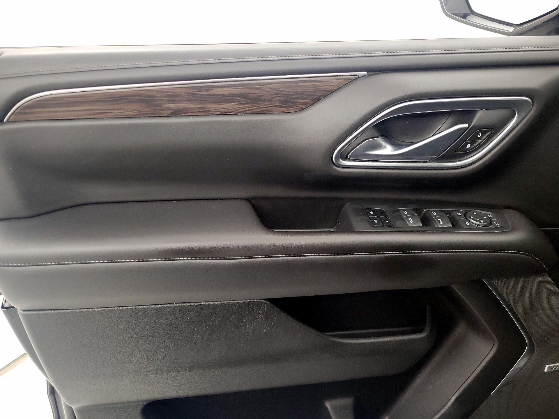 Thumbnail: 2021 Chevrolet Tahoe - 12