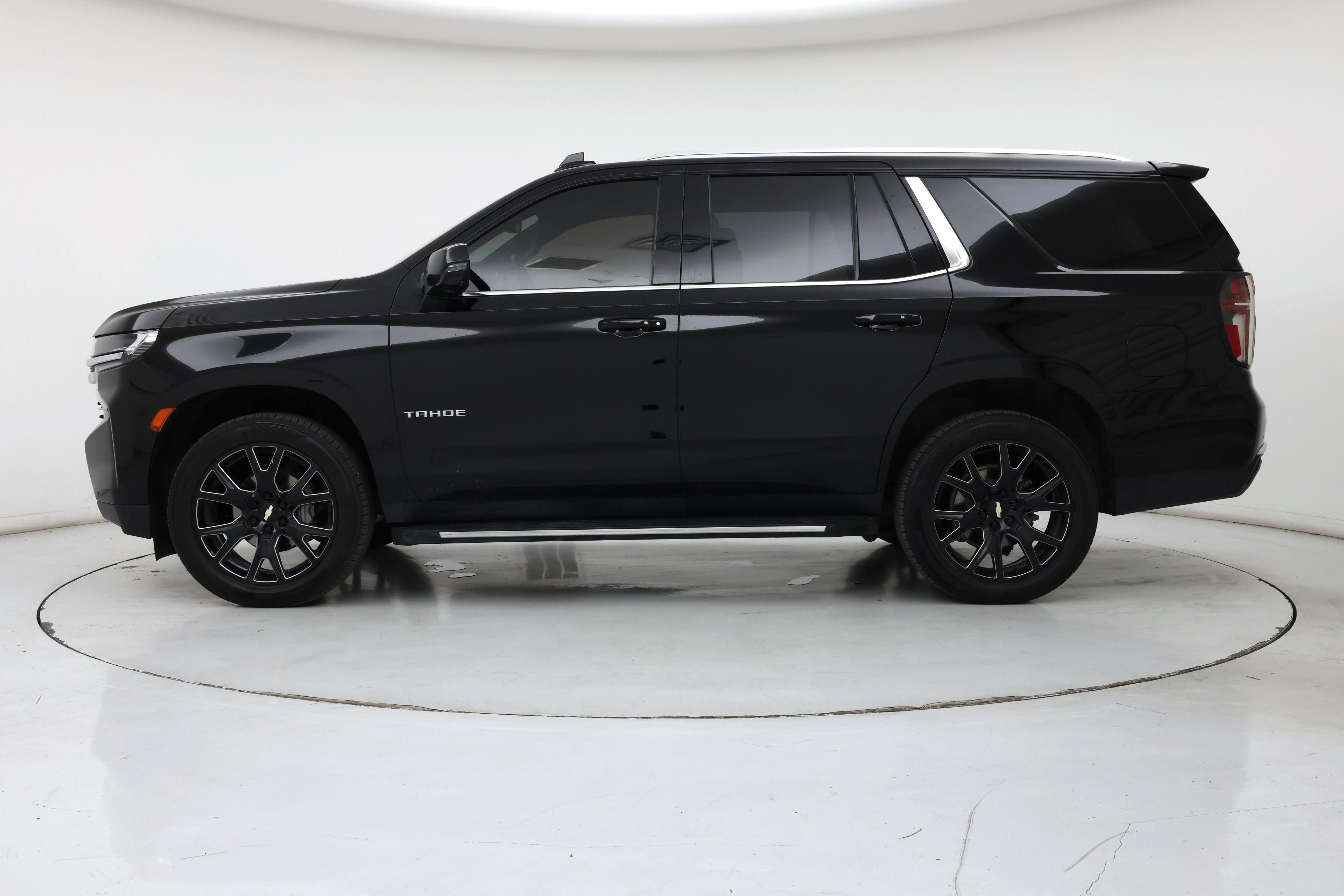 Thumbnail: 2021 Chevrolet Tahoe - 3