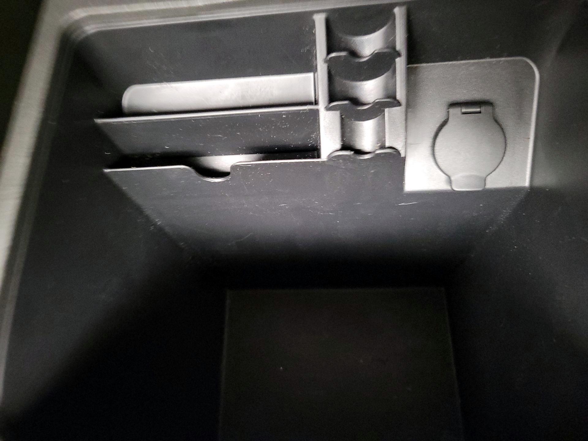 Thumbnail: 2017 Nissan Frontier - 19