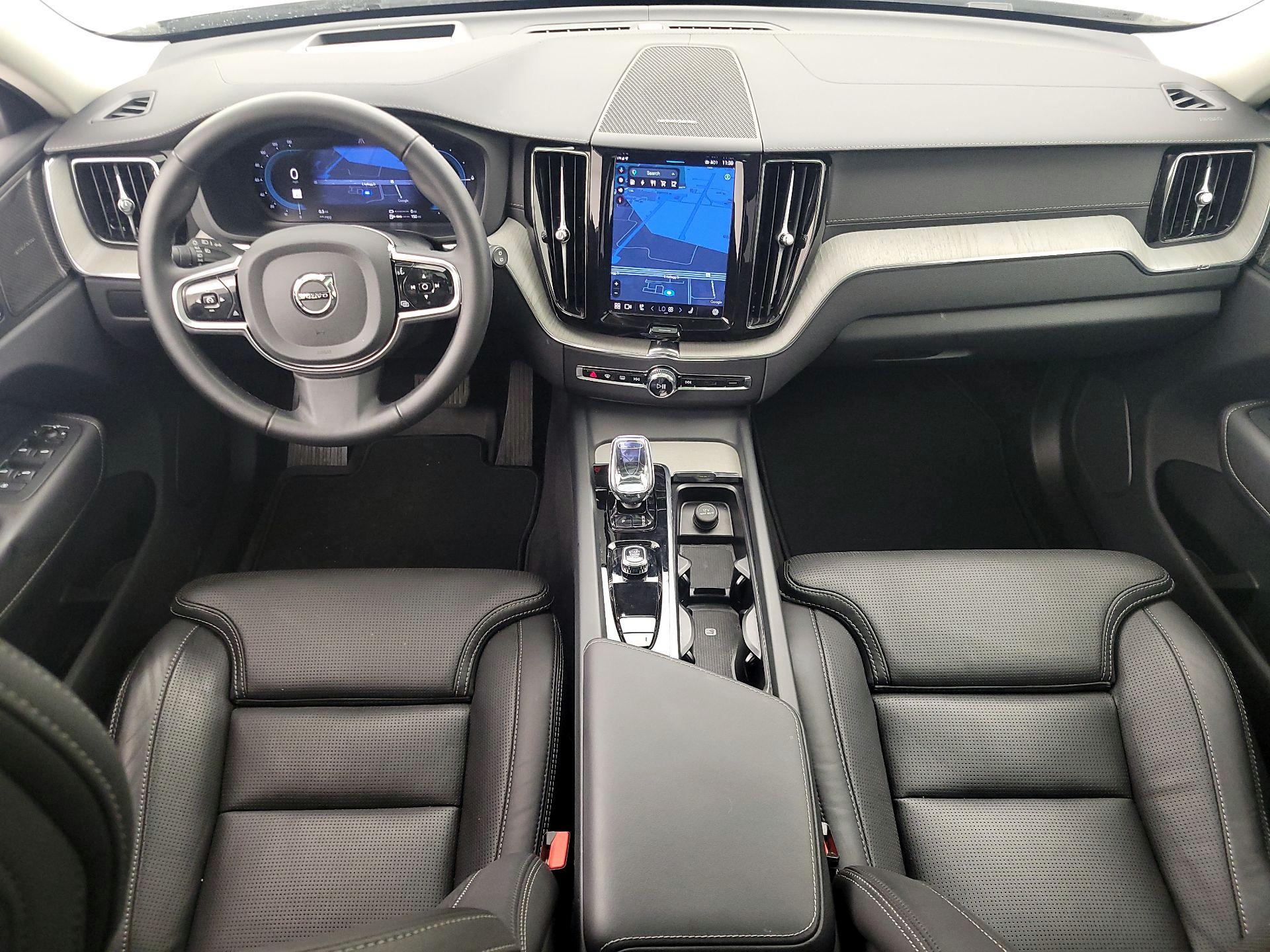 Thumbnail: 2025 Volvo XC60 - 9