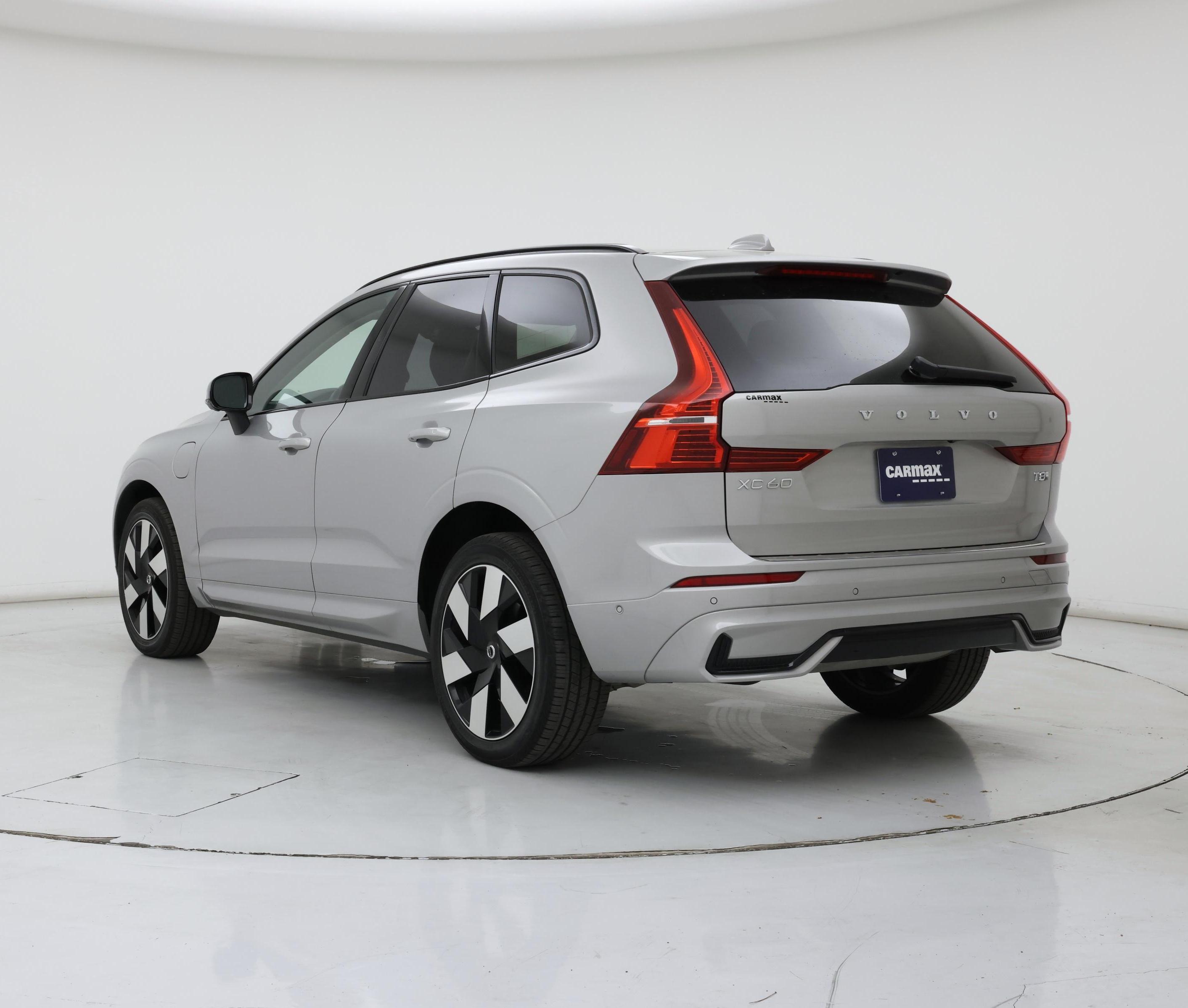 Thumbnail: 2025 Volvo XC60 - 2