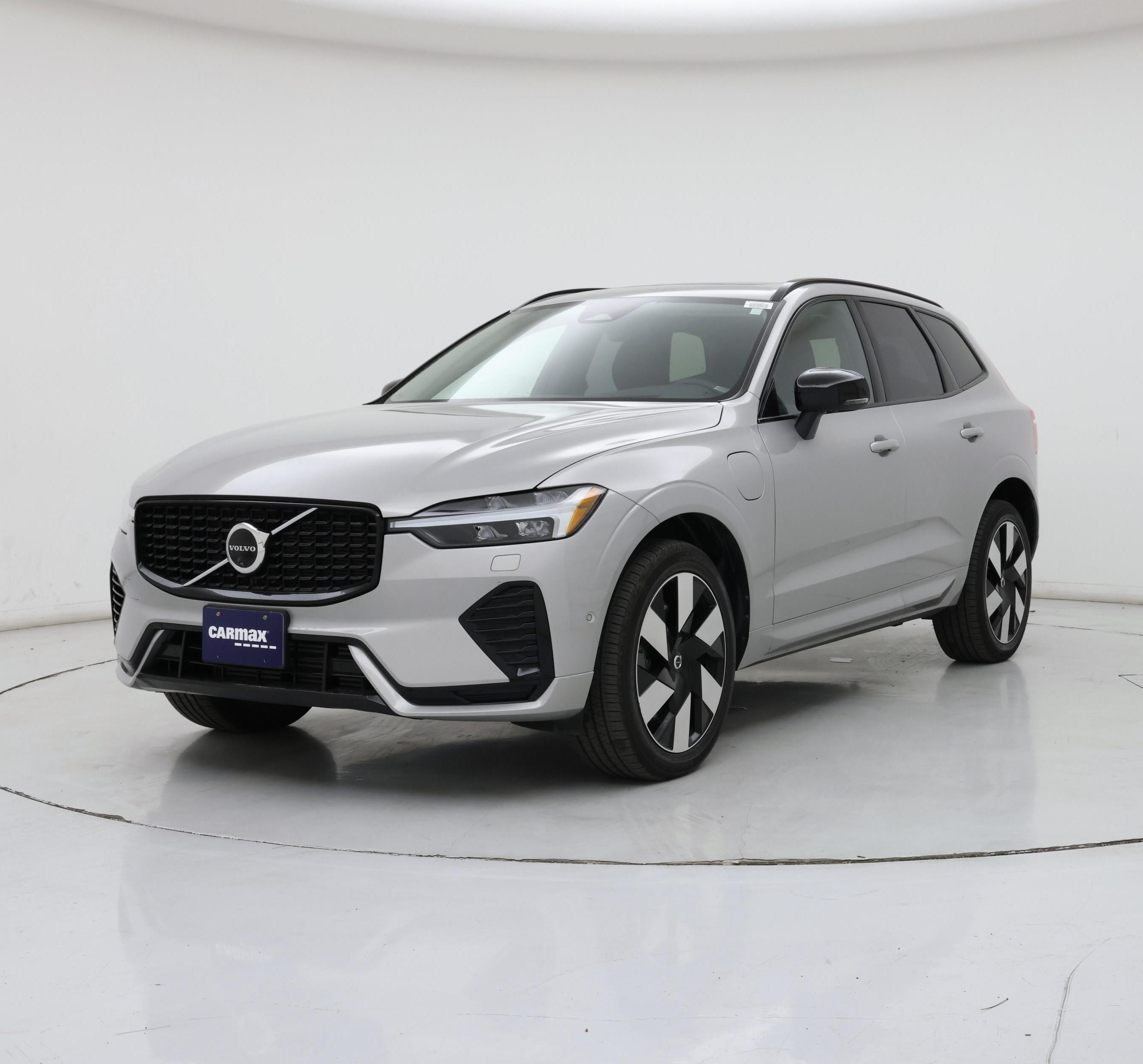 Thumbnail: 2025 Volvo XC60 - 4