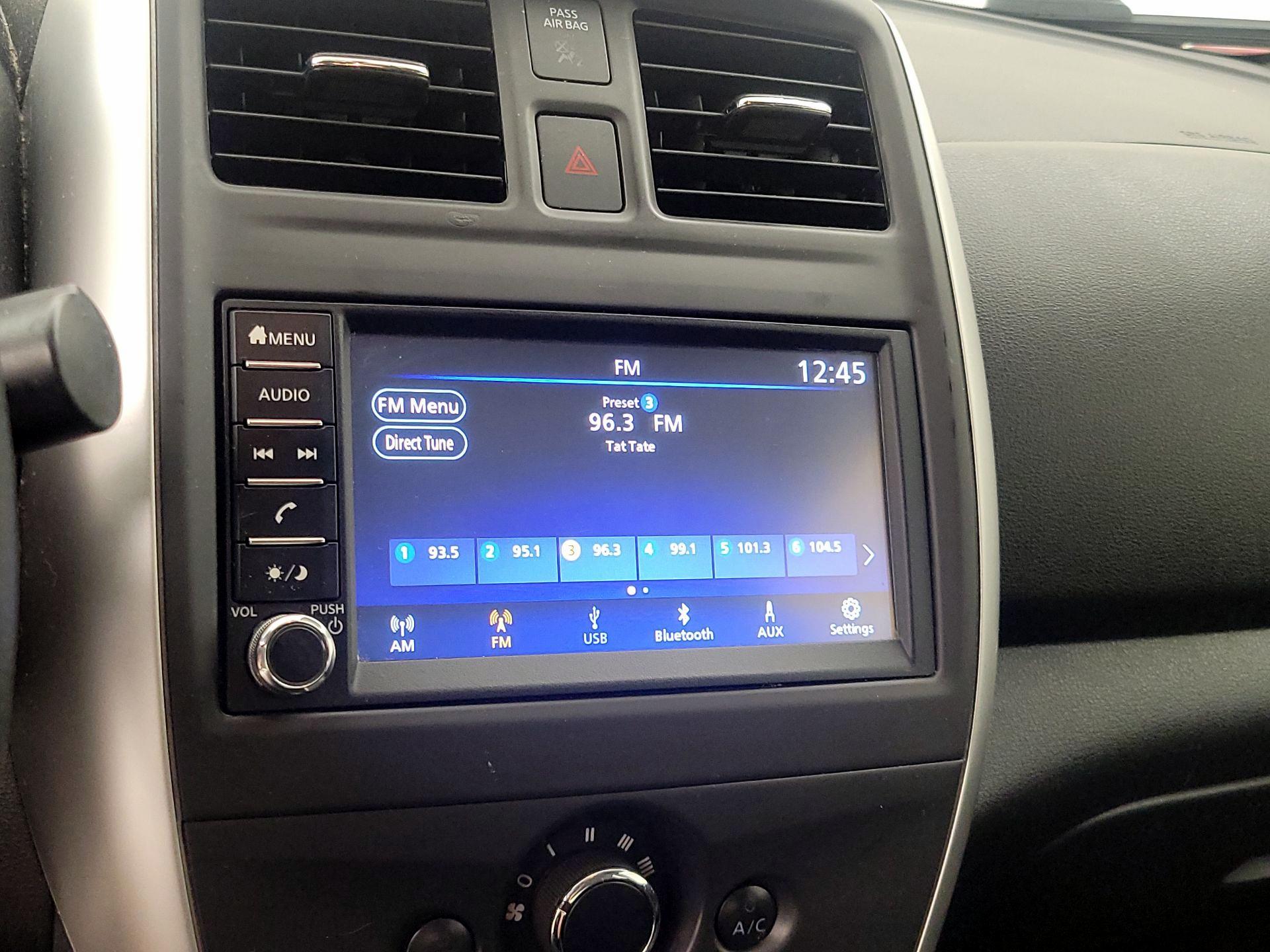 Thumbnail: 2019 Nissan Versa - 15