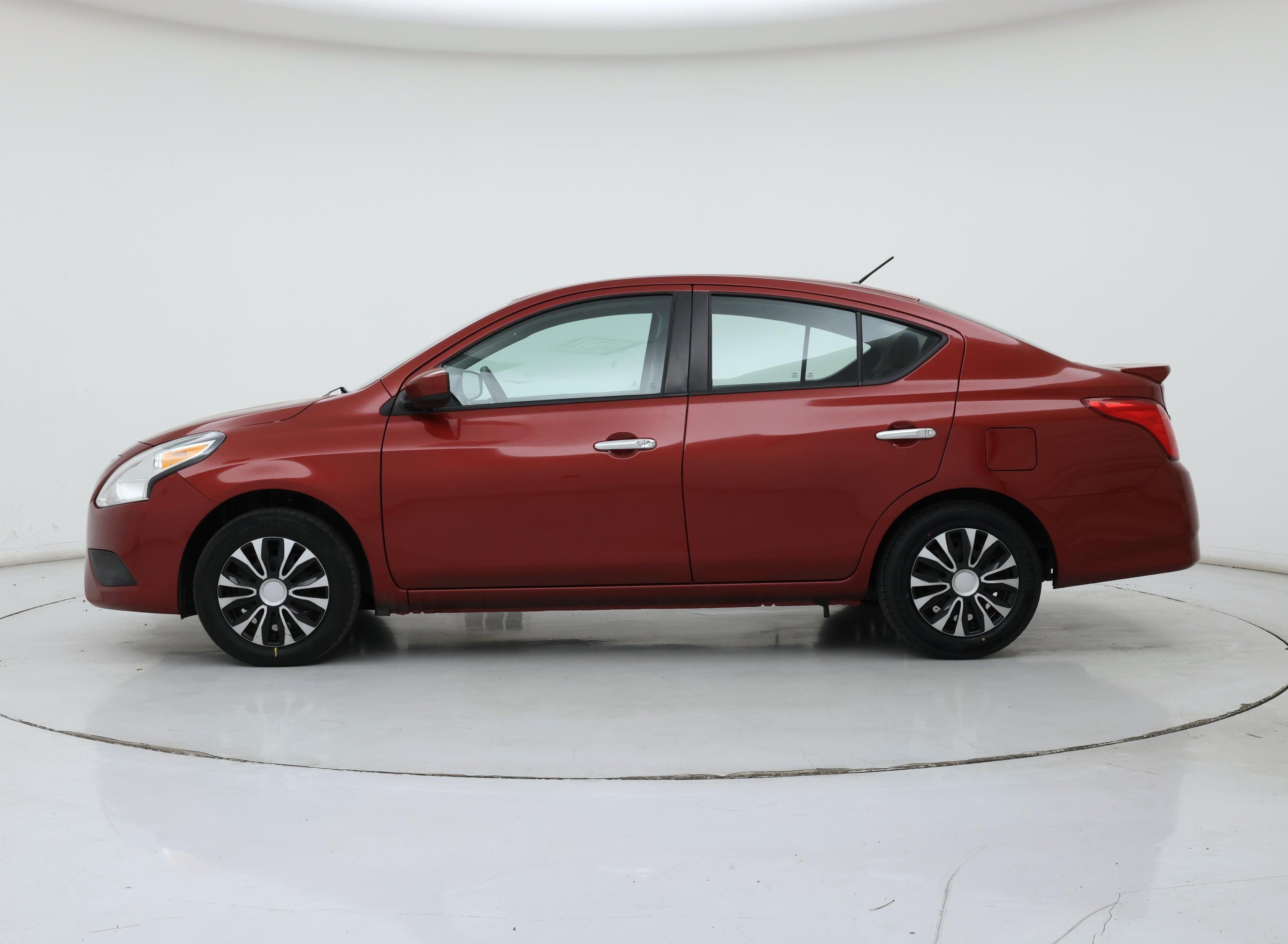 Thumbnail: 2019 Nissan Versa - 3