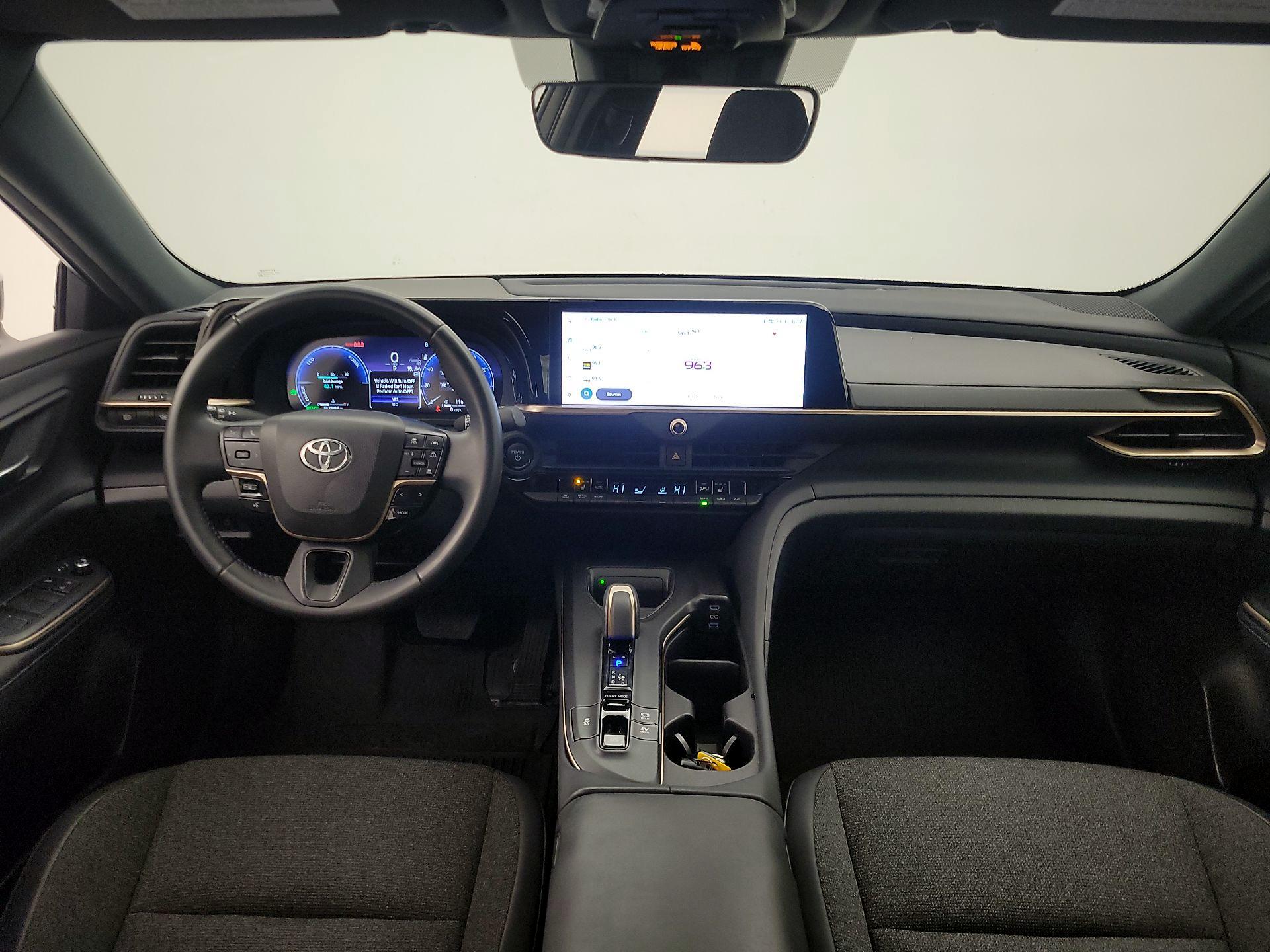 Thumbnail: 2023 Toyota Crown - 9