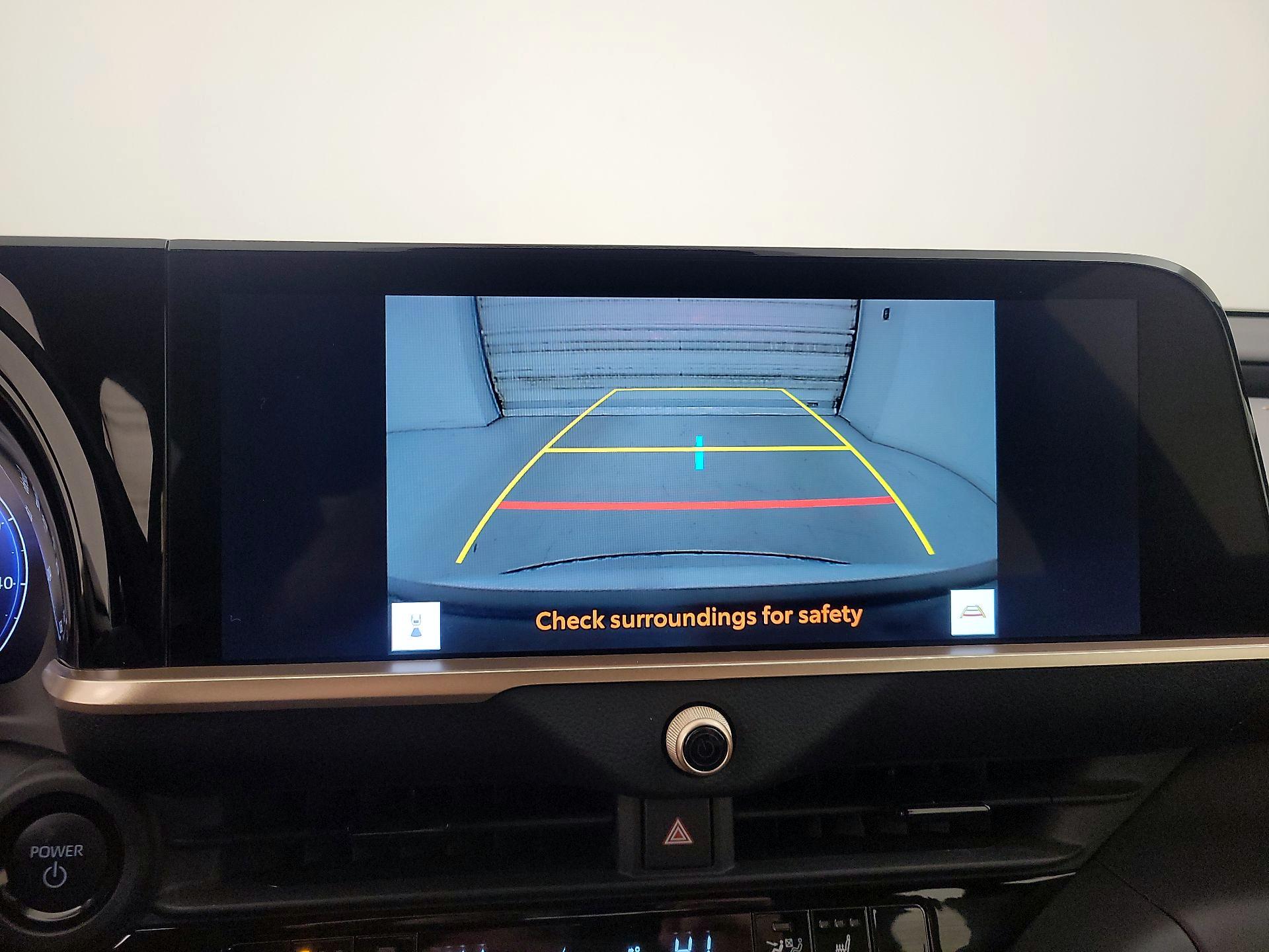 Thumbnail: 2023 Toyota Crown - 14