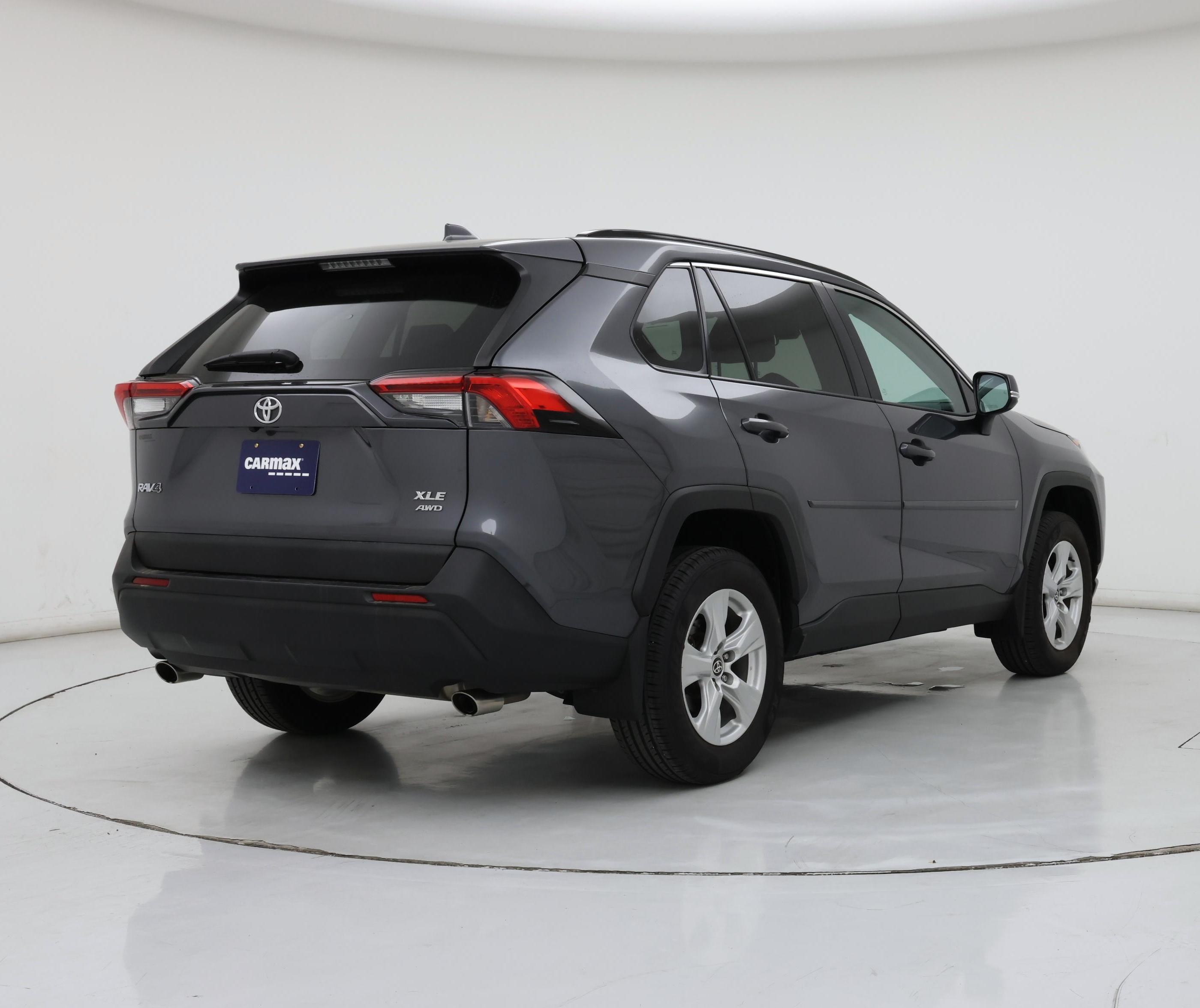 Thumbnail: 2021 Toyota RAV4 - 8
