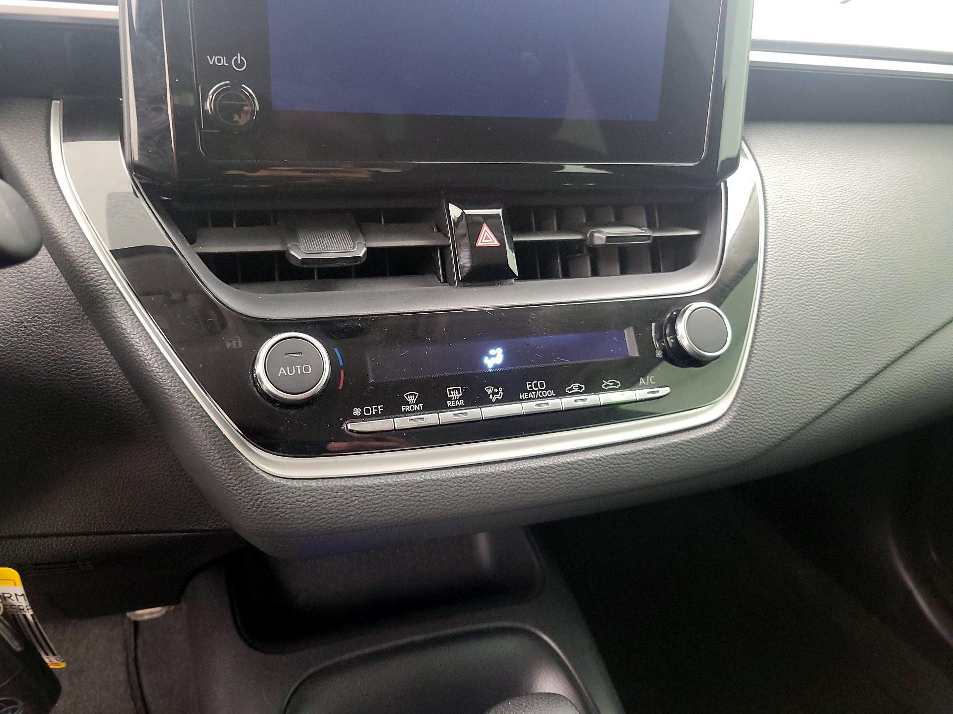 Thumbnail: 2024 Toyota Corolla - 16