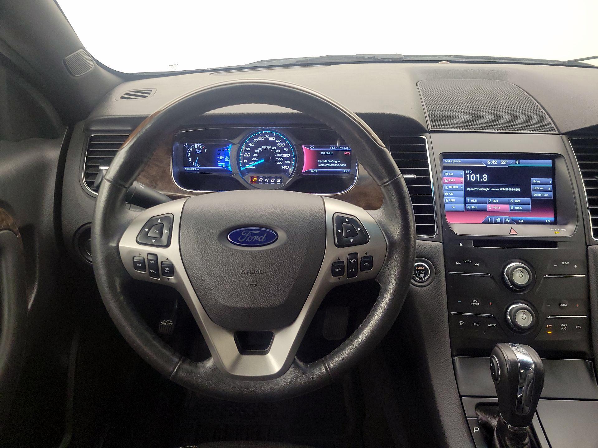 Thumbnail: 2014 Ford Taurus - 10