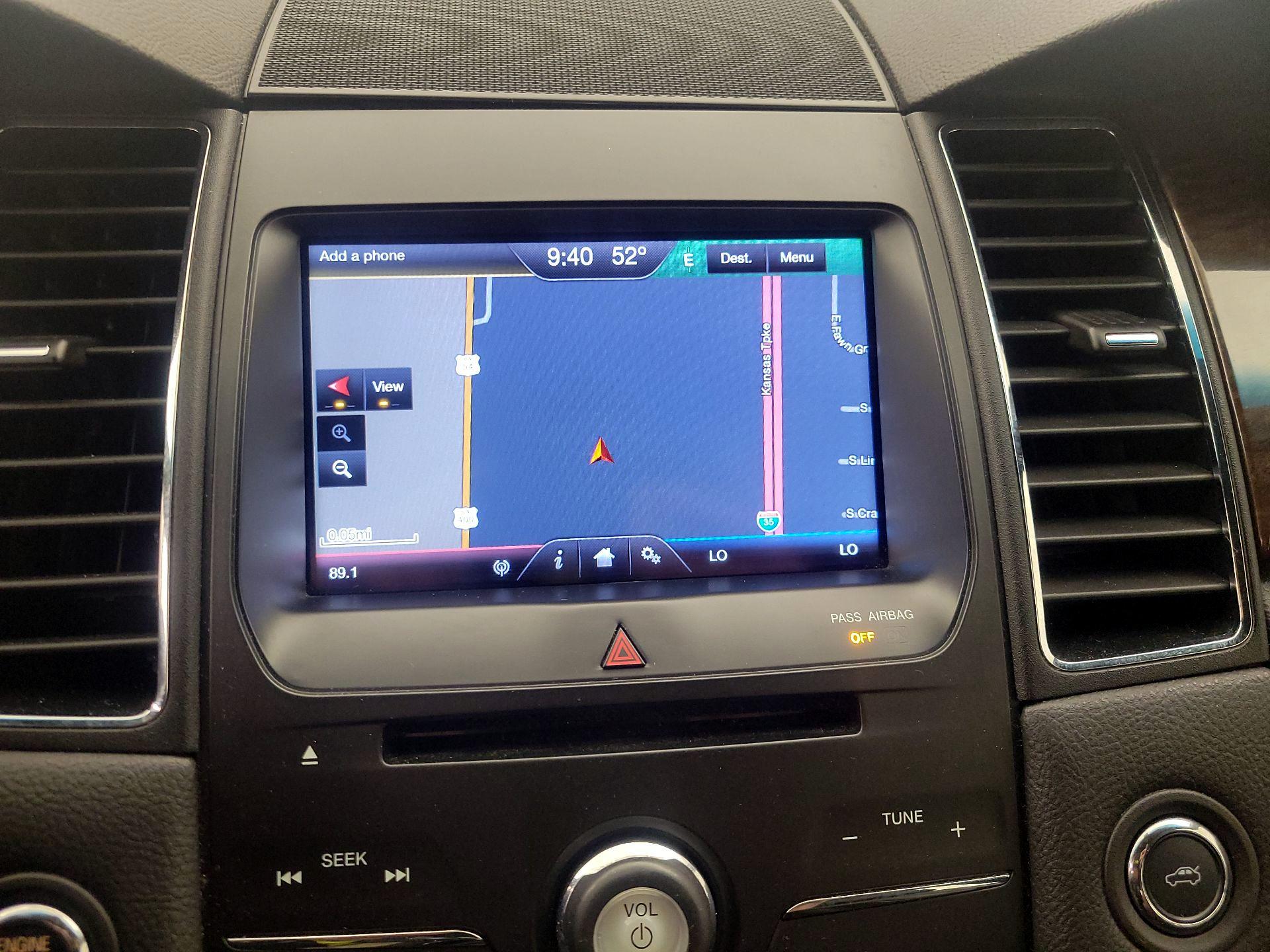 Thumbnail: 2014 Ford Taurus - 14