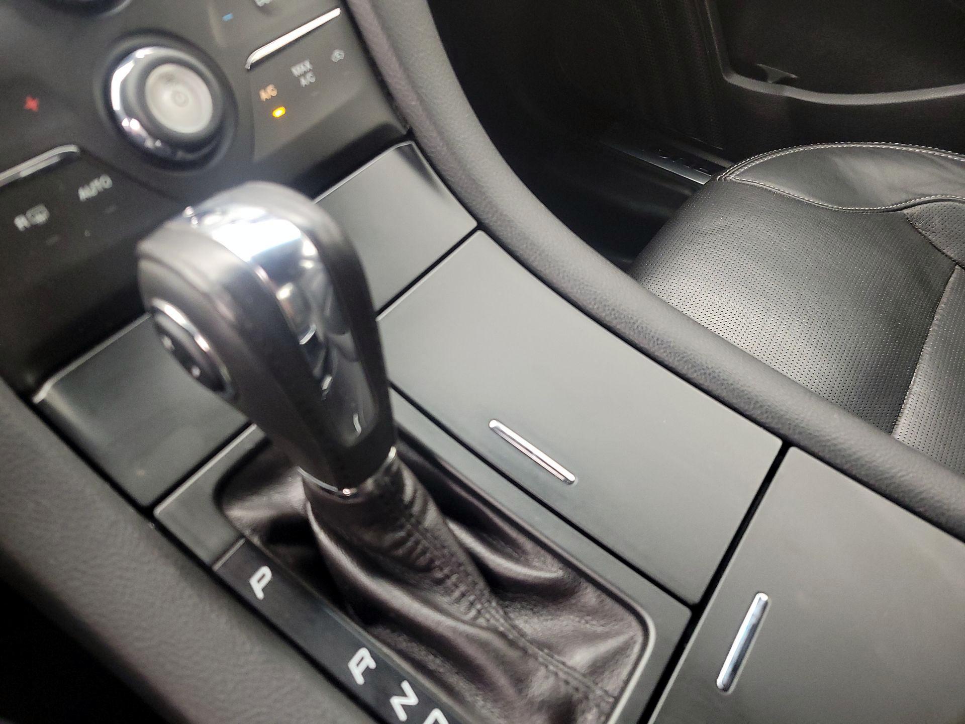 Thumbnail: 2014 Ford Taurus - 18