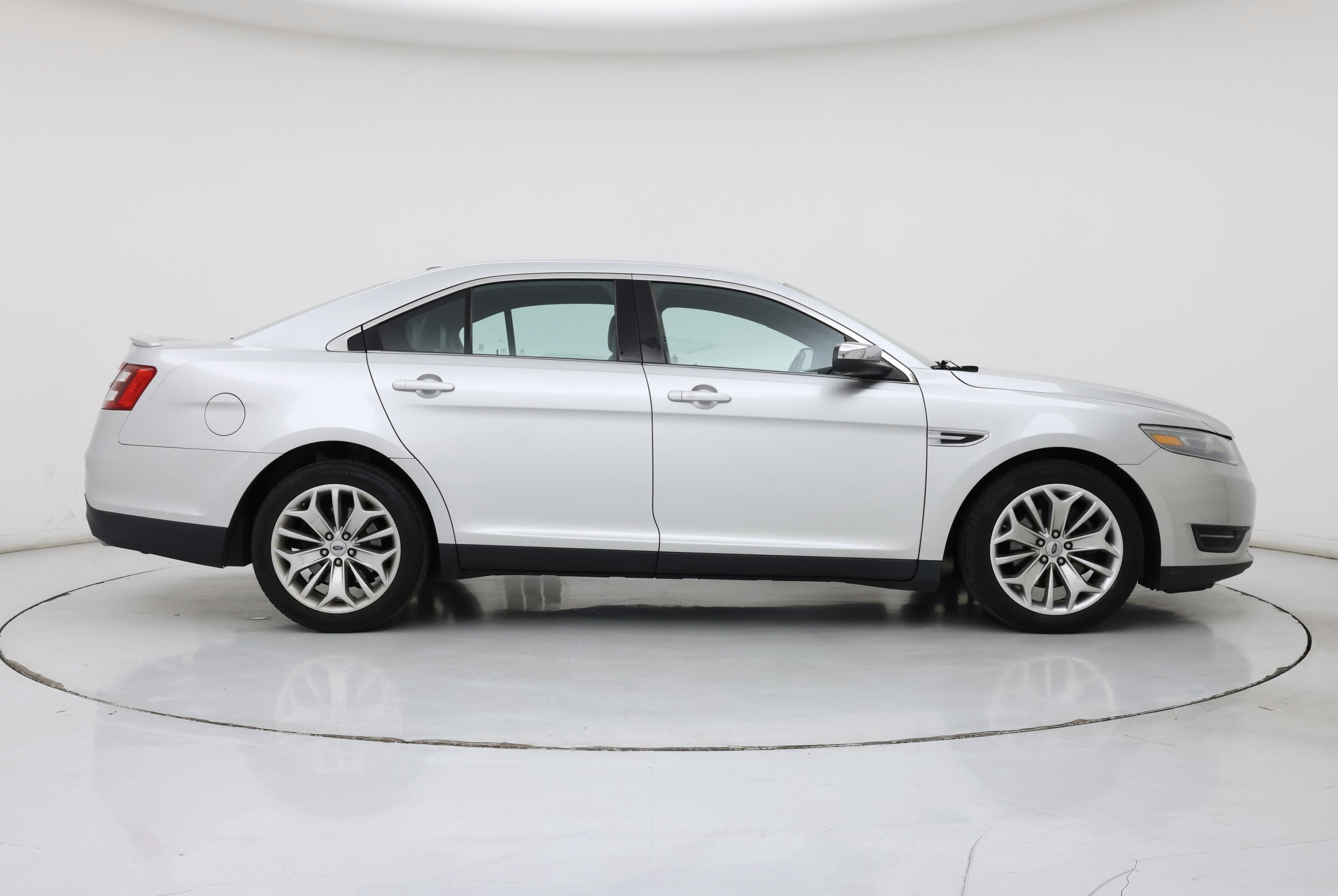 Thumbnail: 2014 Ford Taurus - 7