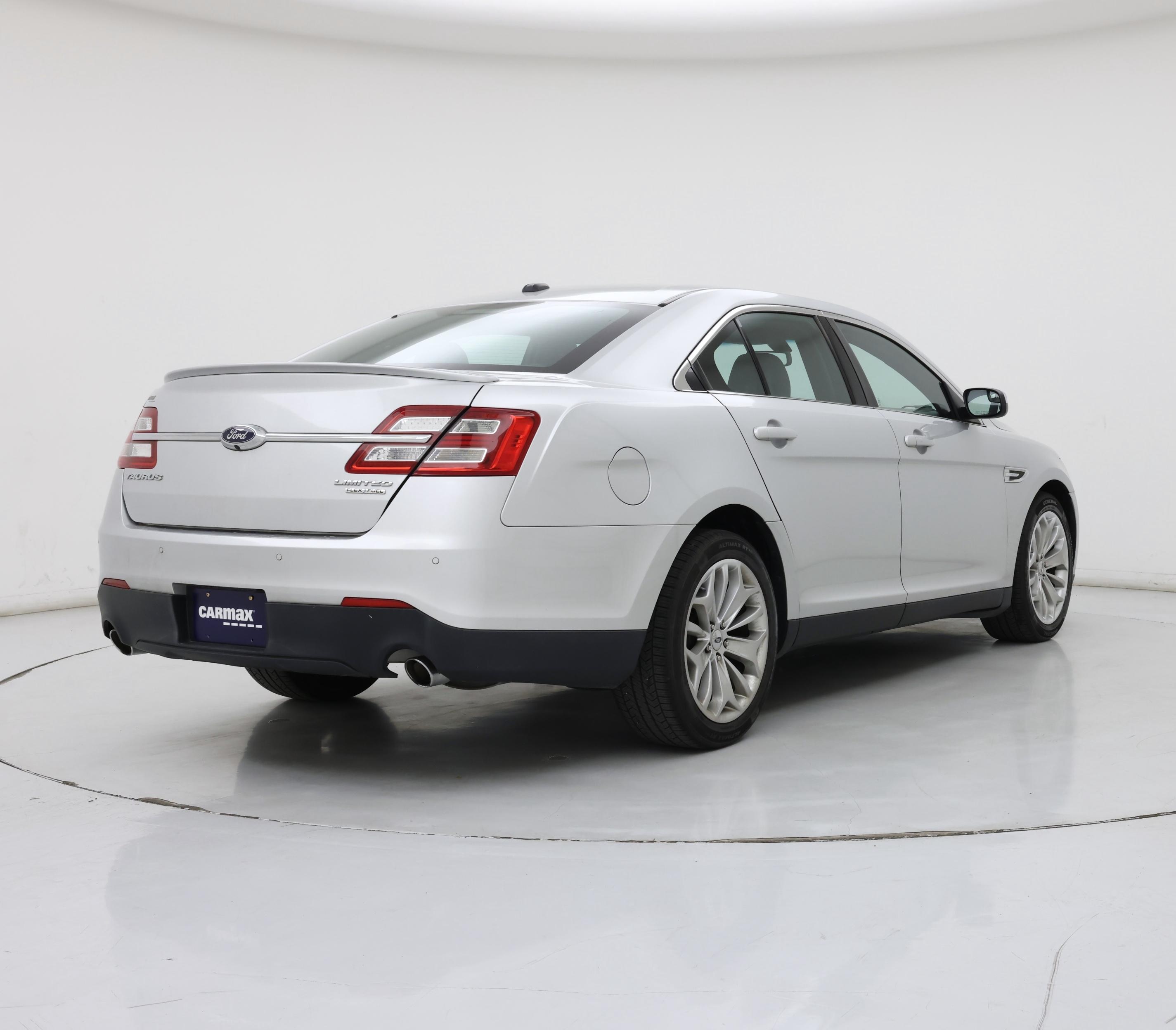 Thumbnail: 2014 Ford Taurus - 8