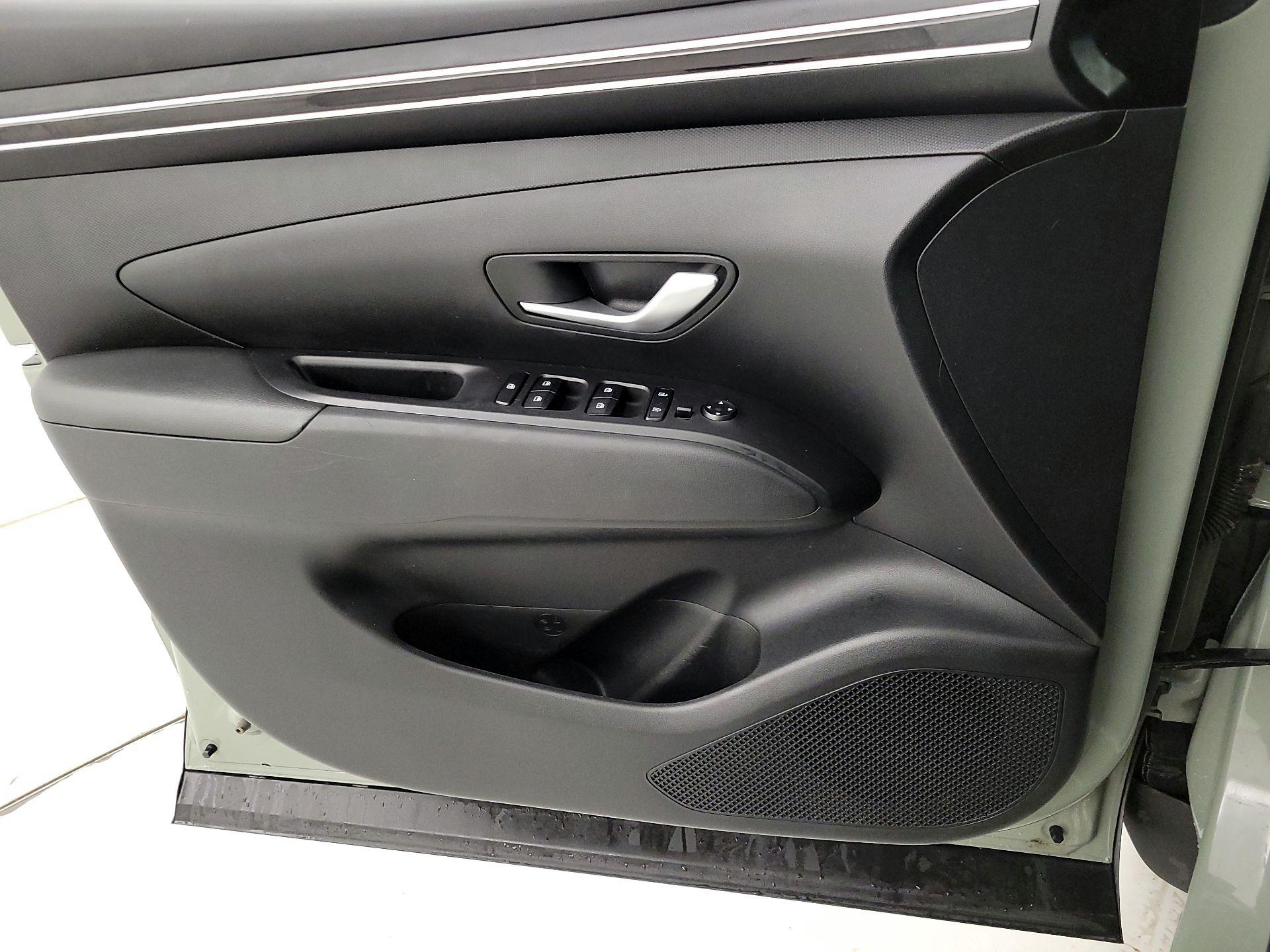 Thumbnail: 2024 Hyundai Santa Cruz - 12