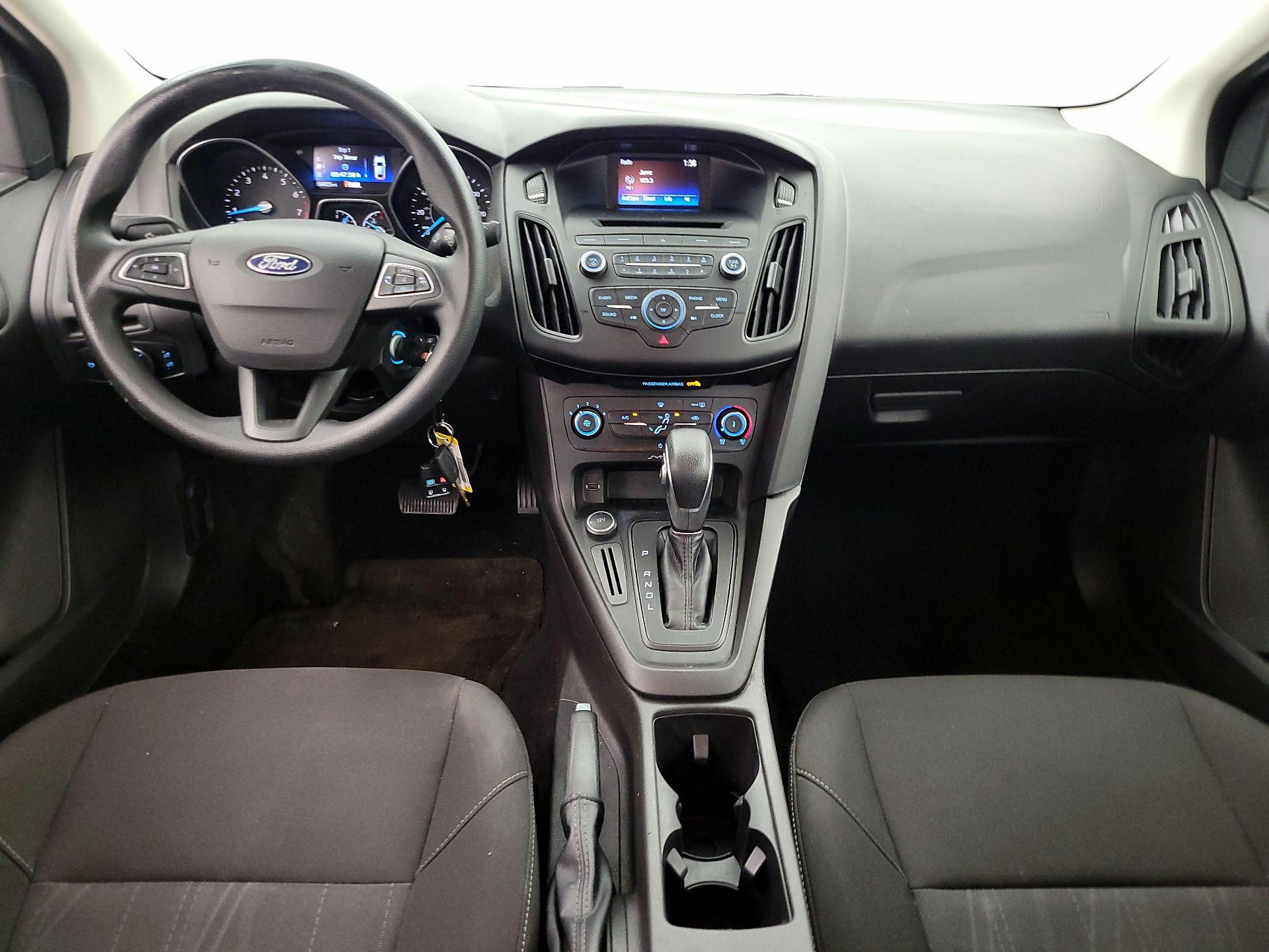 Thumbnail: 2017 Ford Focus - 9