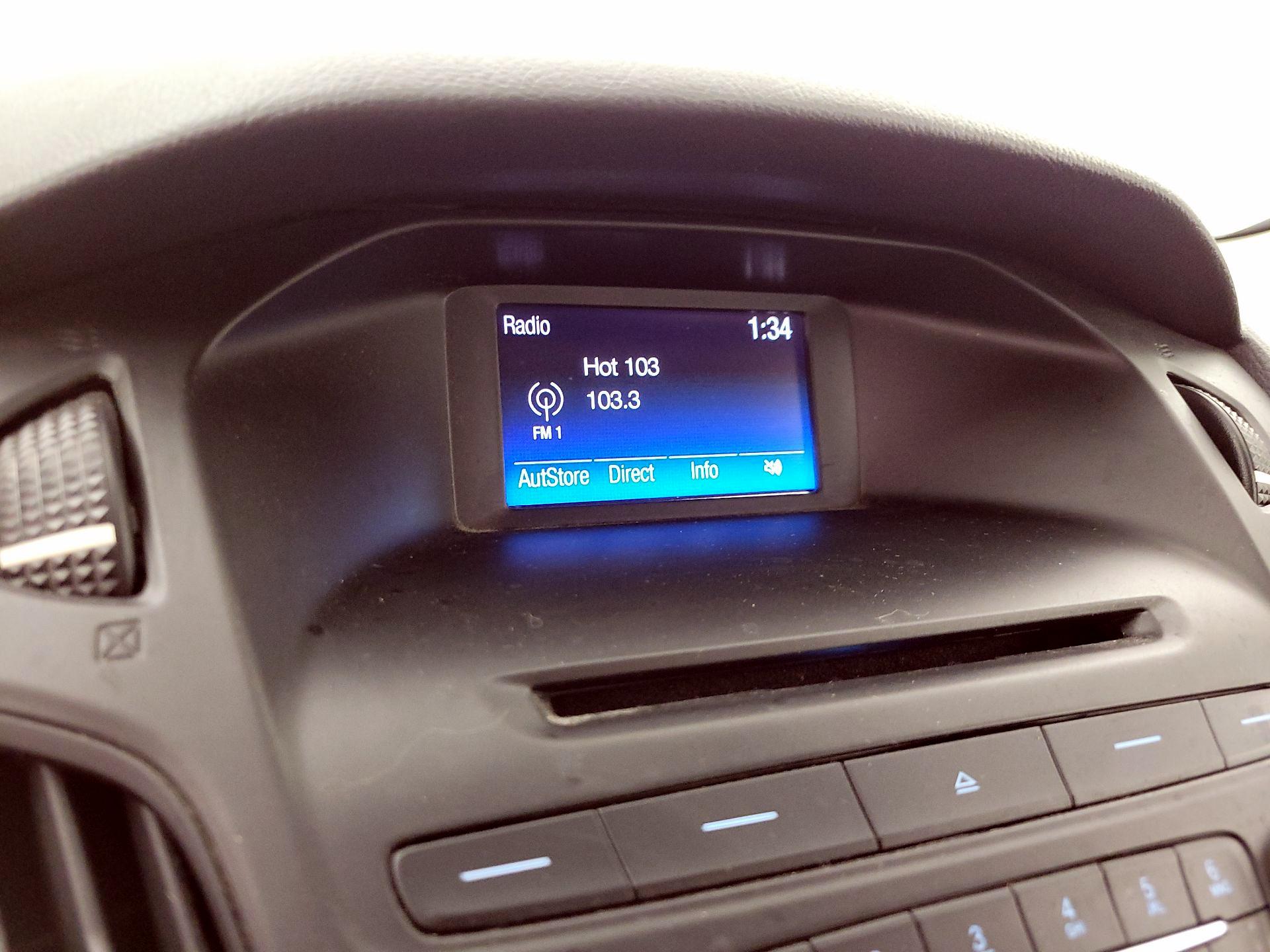 Thumbnail: 2017 Ford Focus - 15