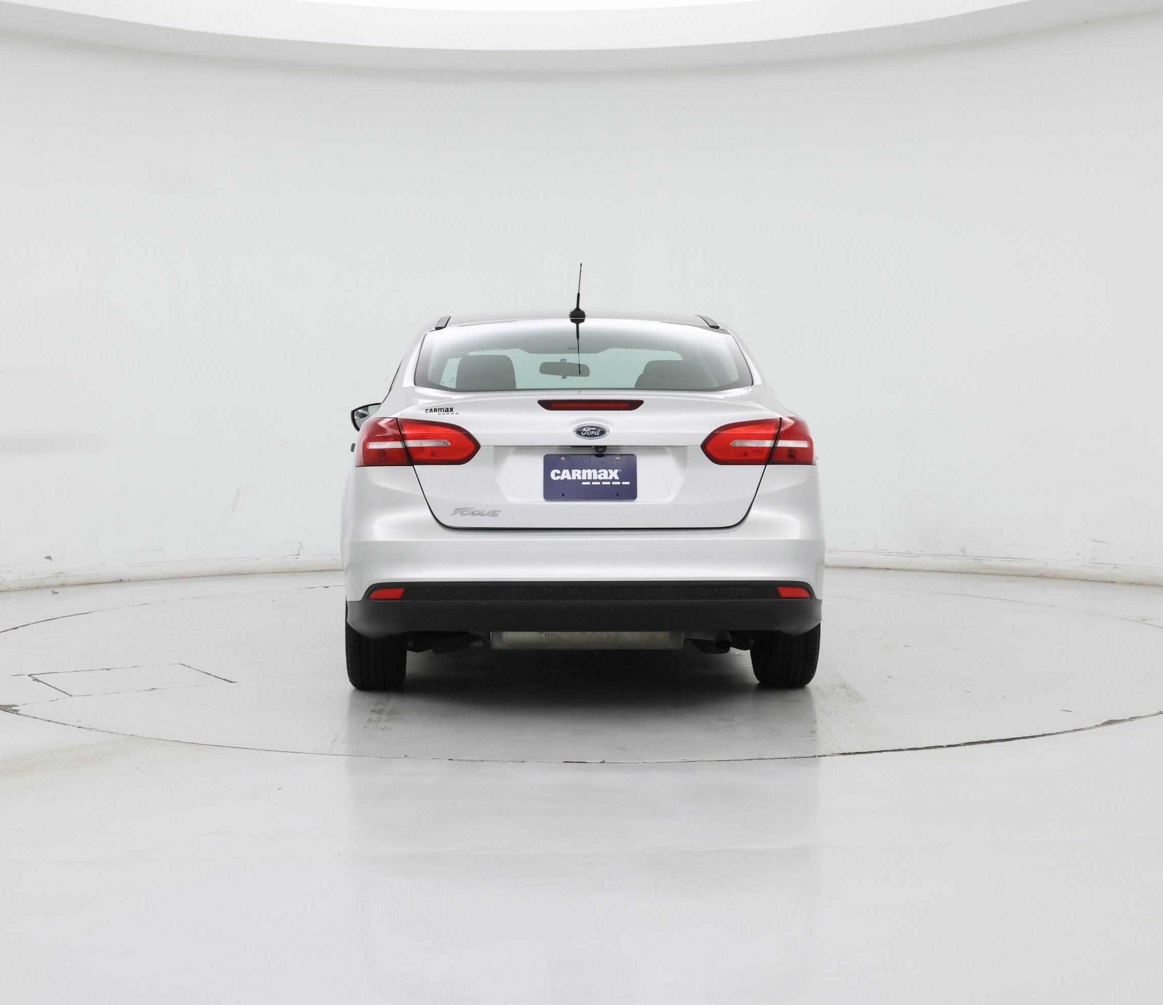 Thumbnail: 2017 Ford Focus - 6