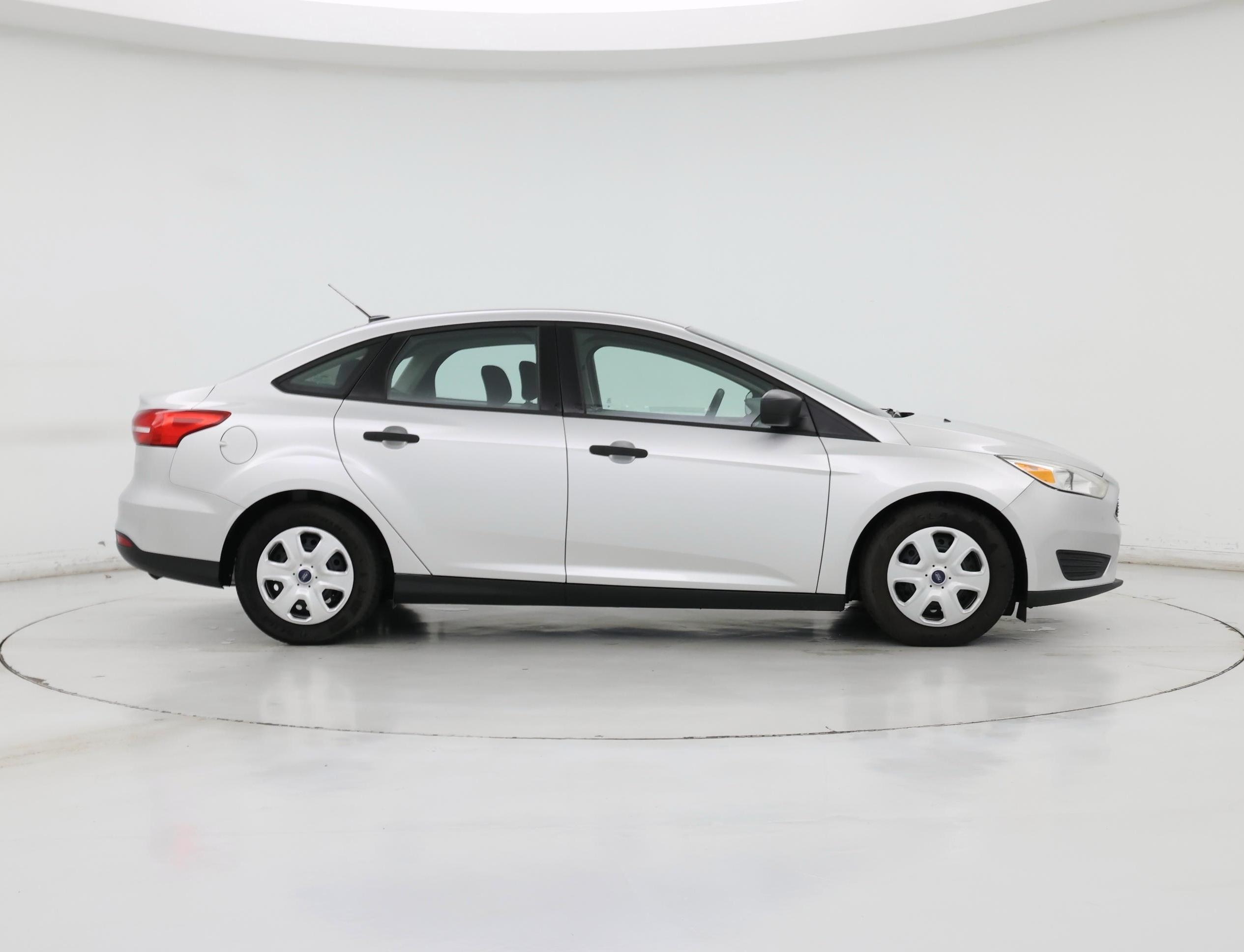 Thumbnail: 2017 Ford Focus - 7