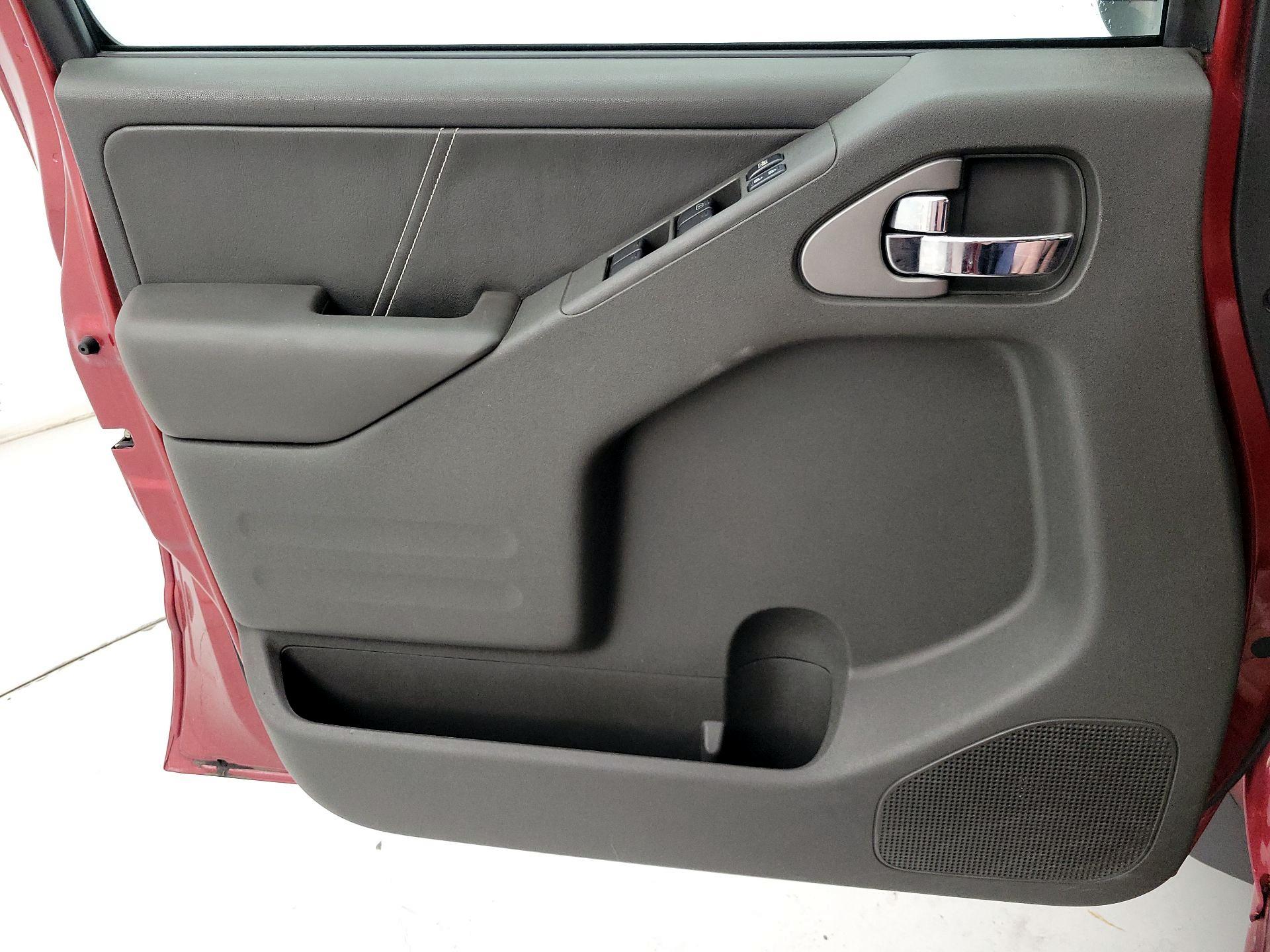 Thumbnail: 2021 Nissan Frontier - 12