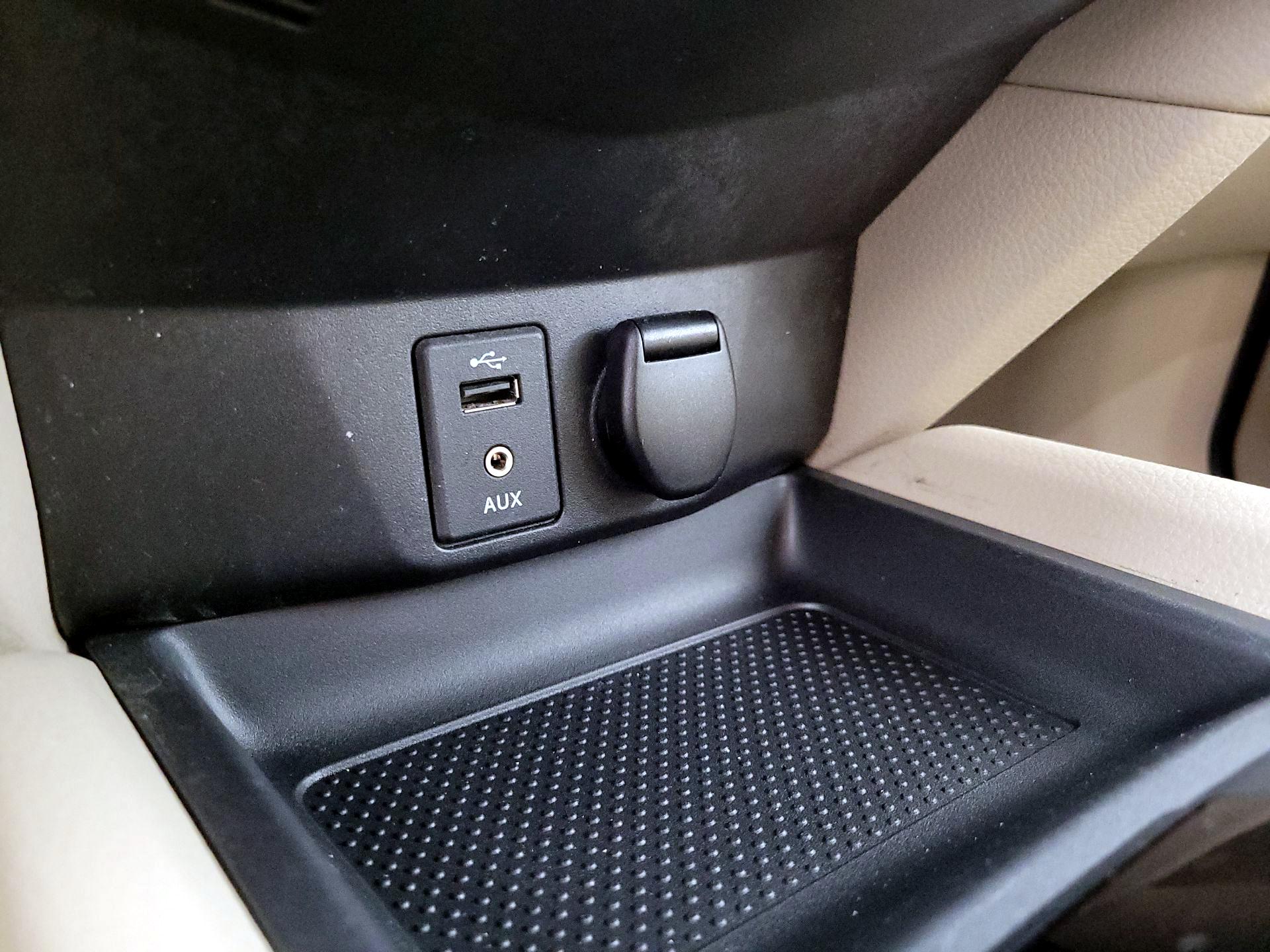 Thumbnail: 2016 Nissan Rogue - 19