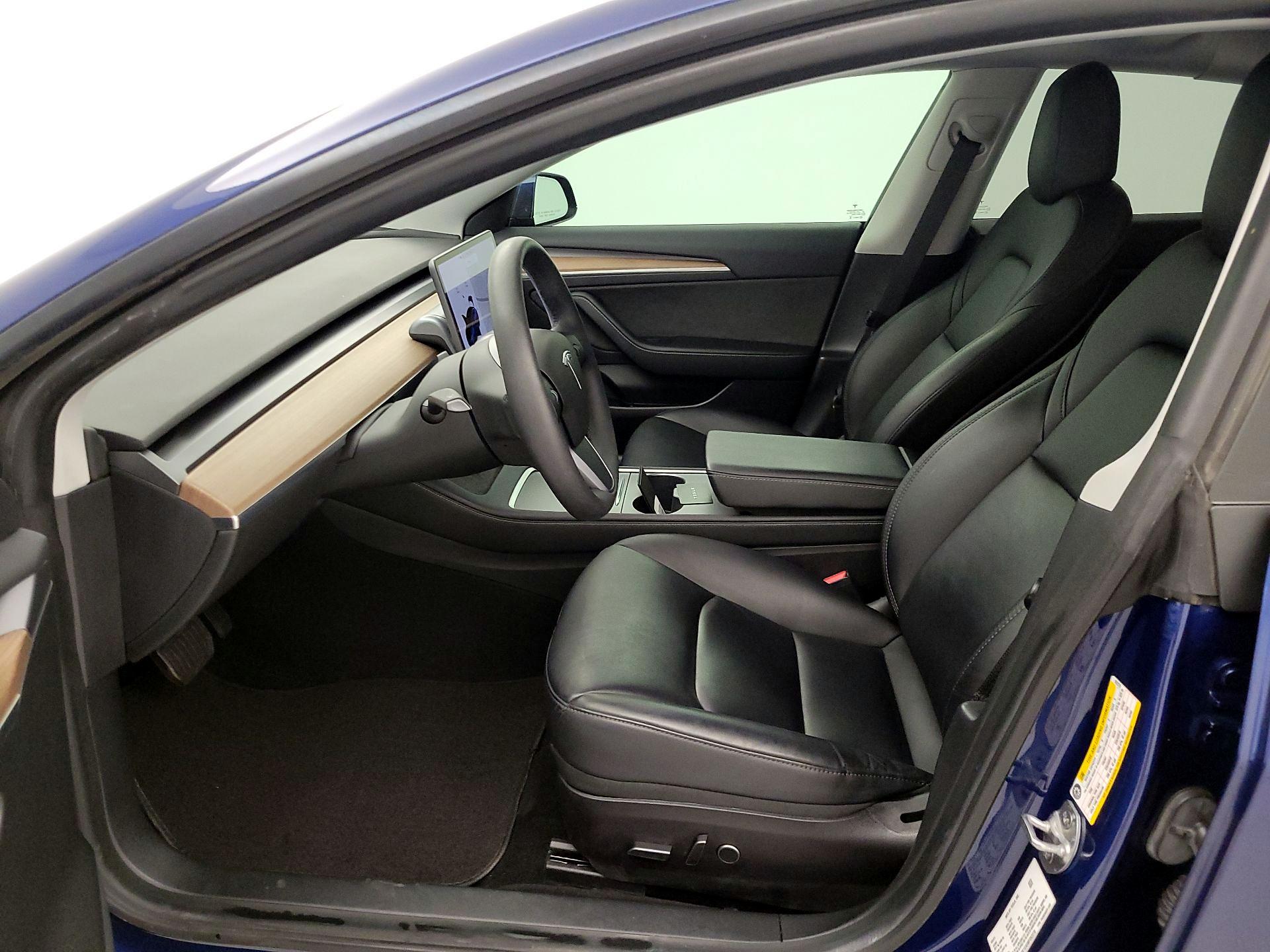 Thumbnail: 2021 Tesla Model 3 - 11