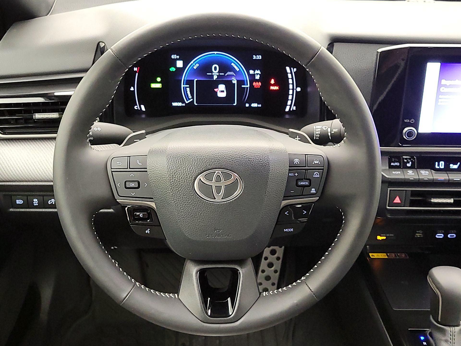 Thumbnail: 2025 Toyota Camry - 10