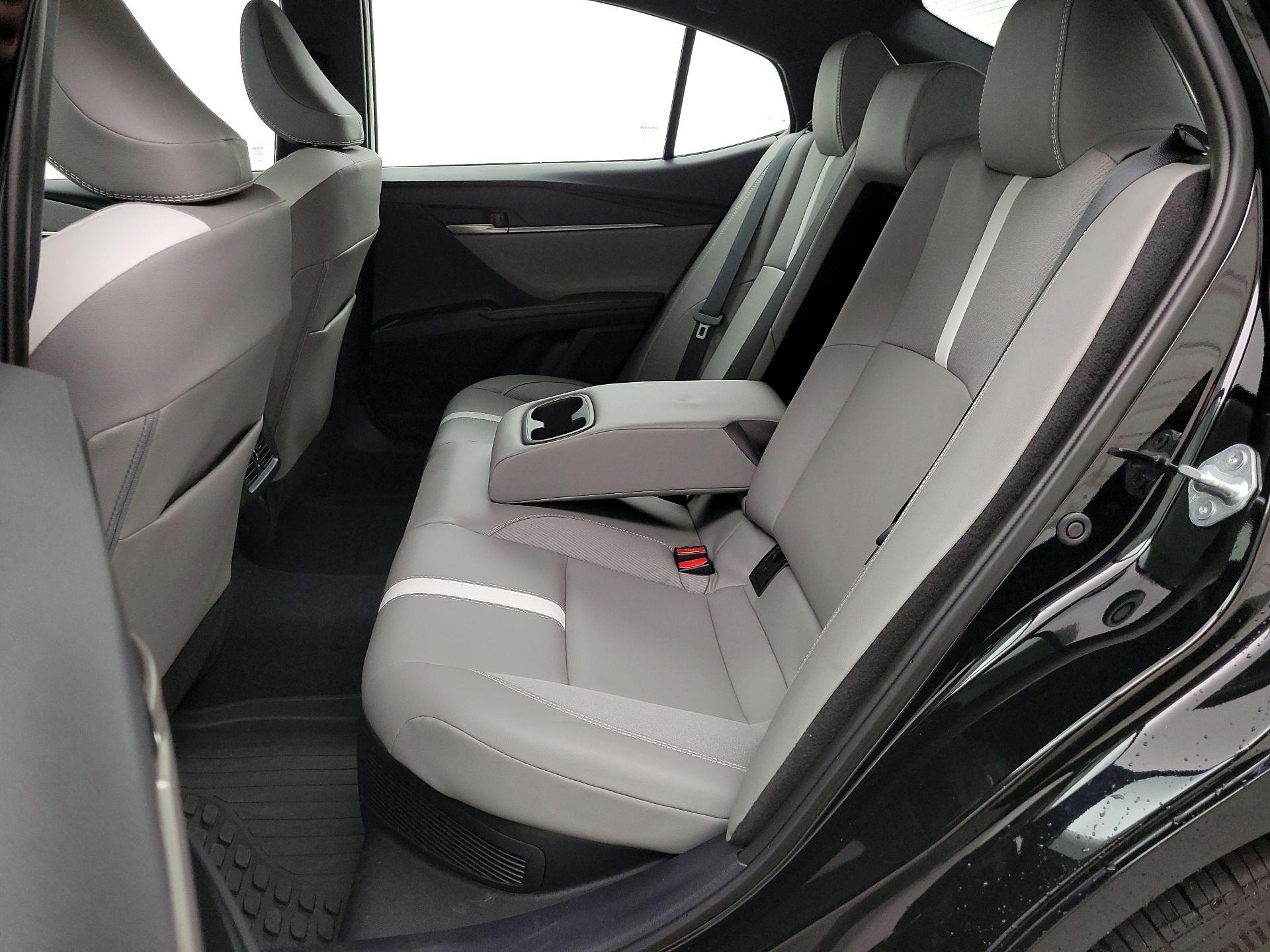 Thumbnail: 2025 Toyota Camry - 19