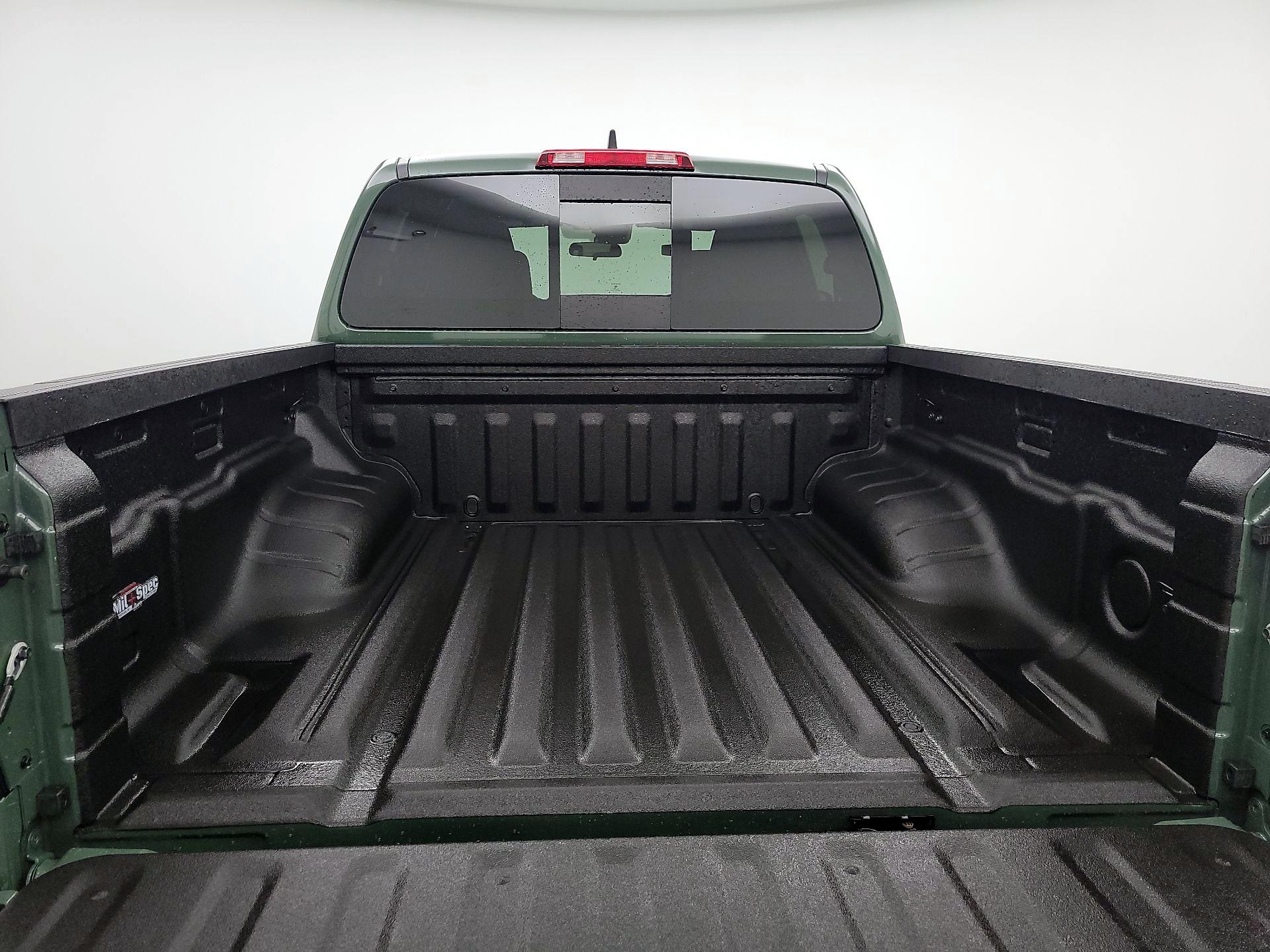 Thumbnail: 2025 Nissan Frontier - 20