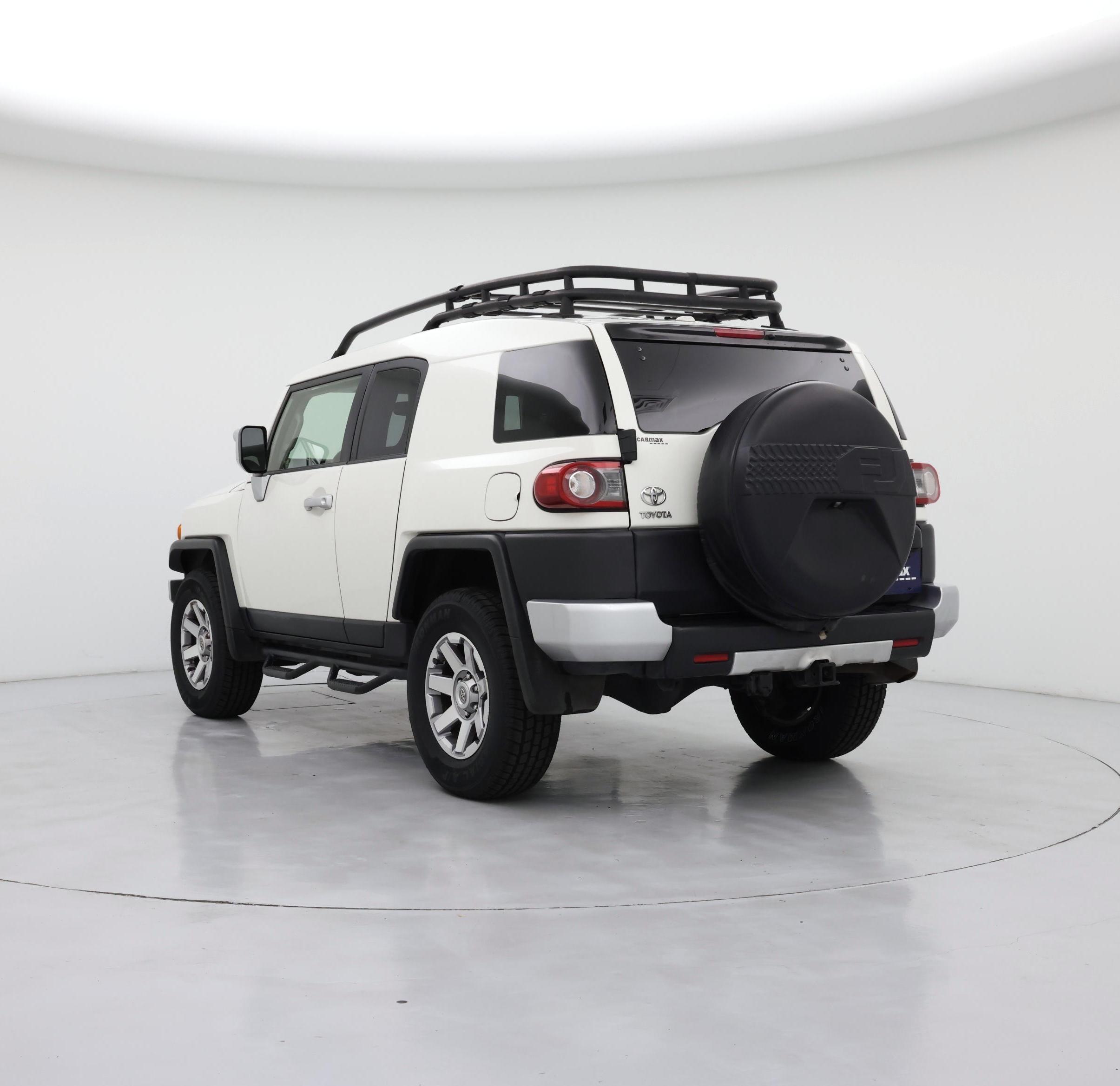 Thumbnail: 2014 Toyota FJ Cruiser - 2