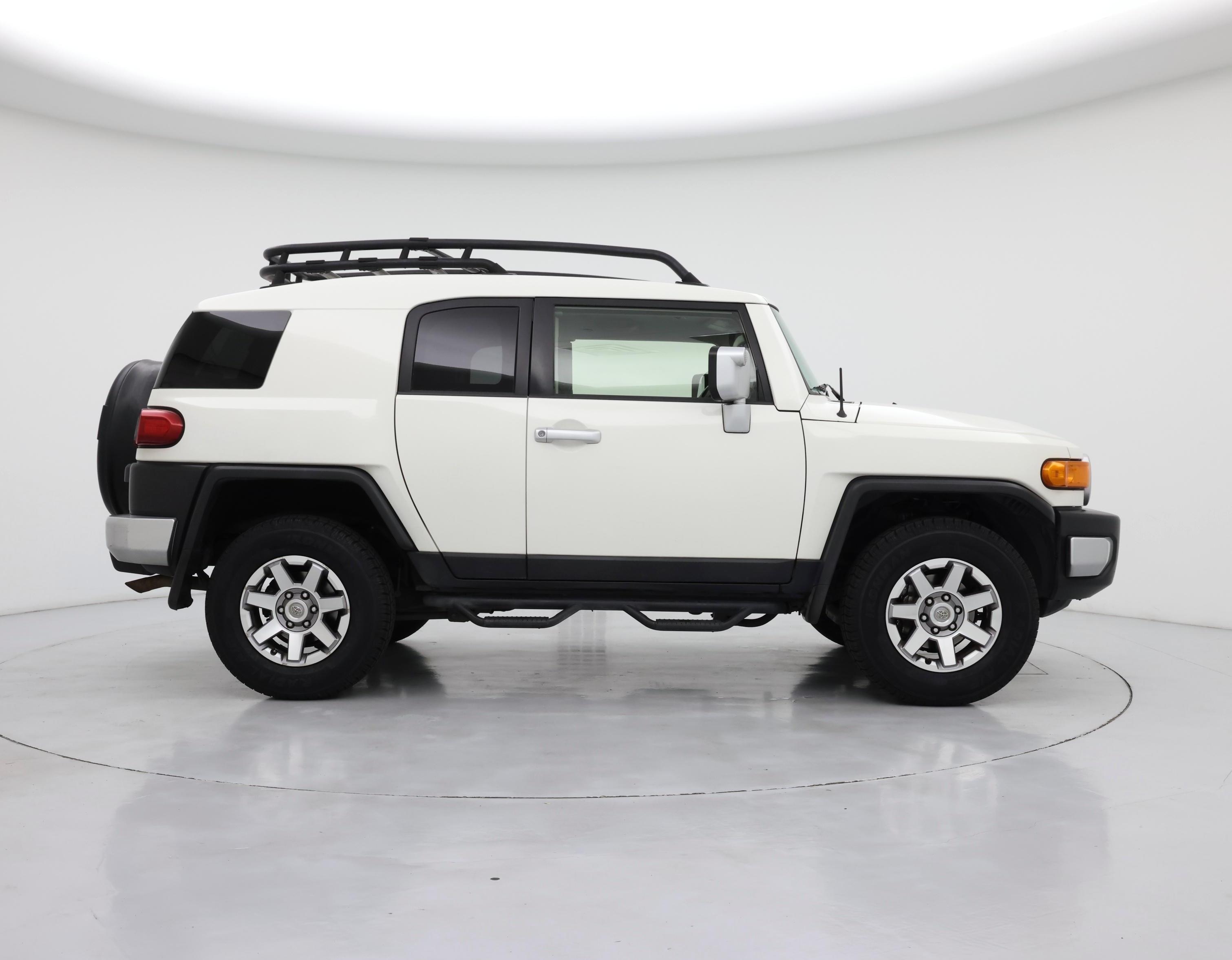 Thumbnail: 2014 Toyota FJ Cruiser - 7