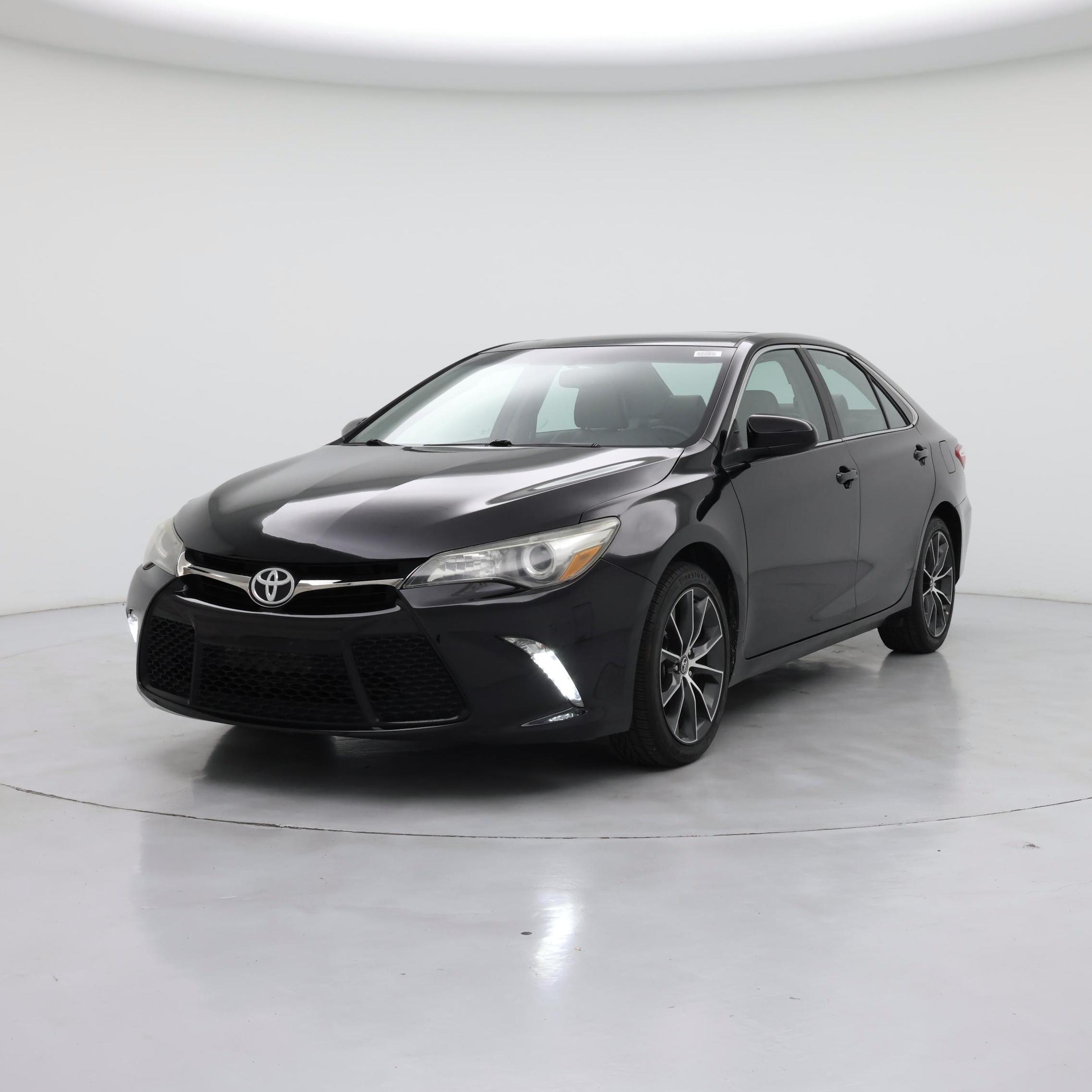 Thumbnail: 2015 Toyota Camry - 4