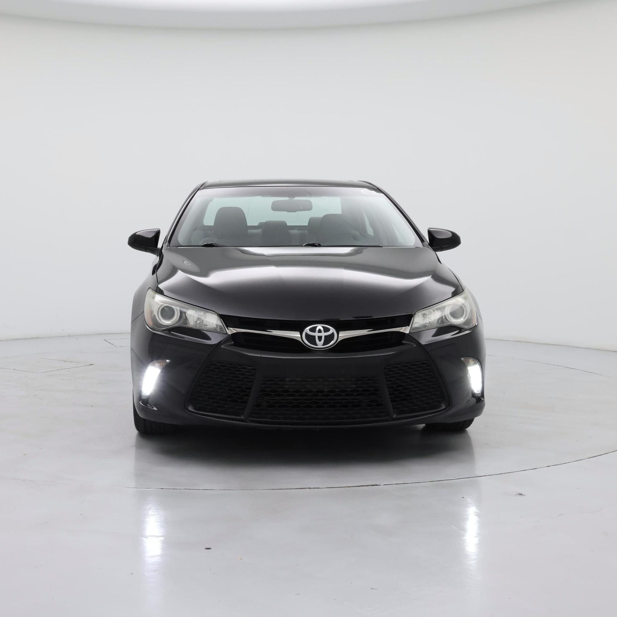 Thumbnail: 2015 Toyota Camry - 5
