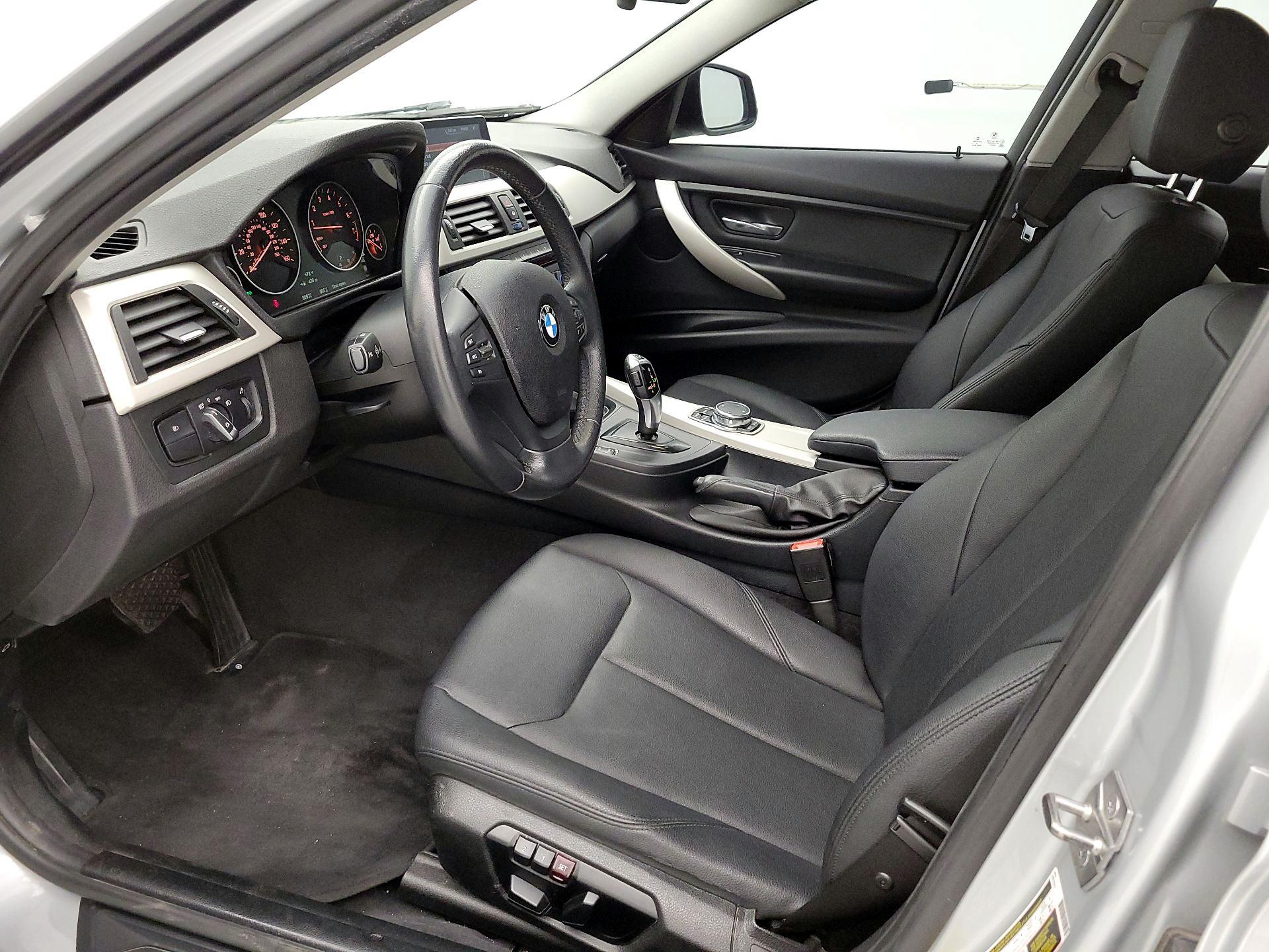 Thumbnail: 2015 BMW 3 Series - 11