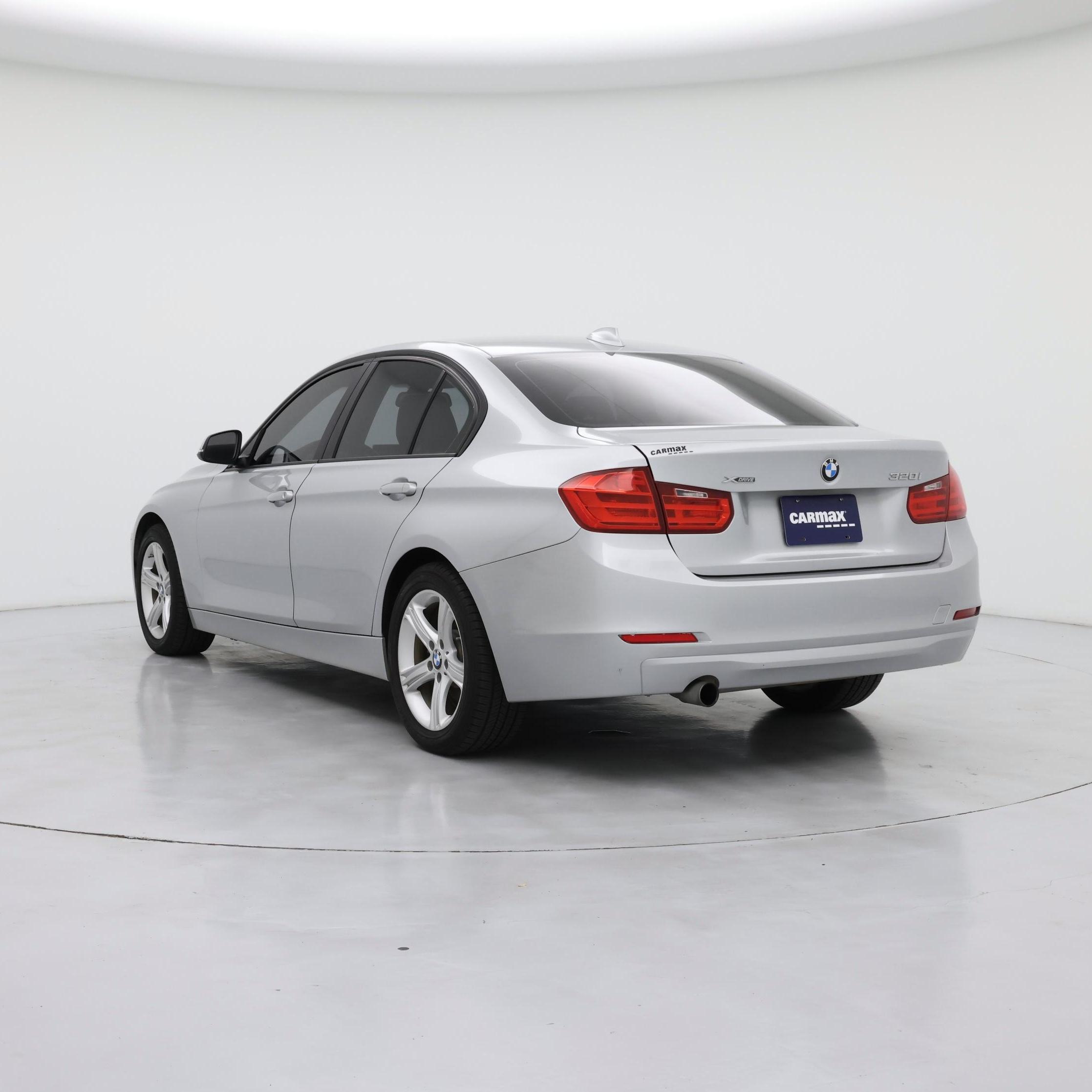Thumbnail: 2015 BMW 3 Series - 2