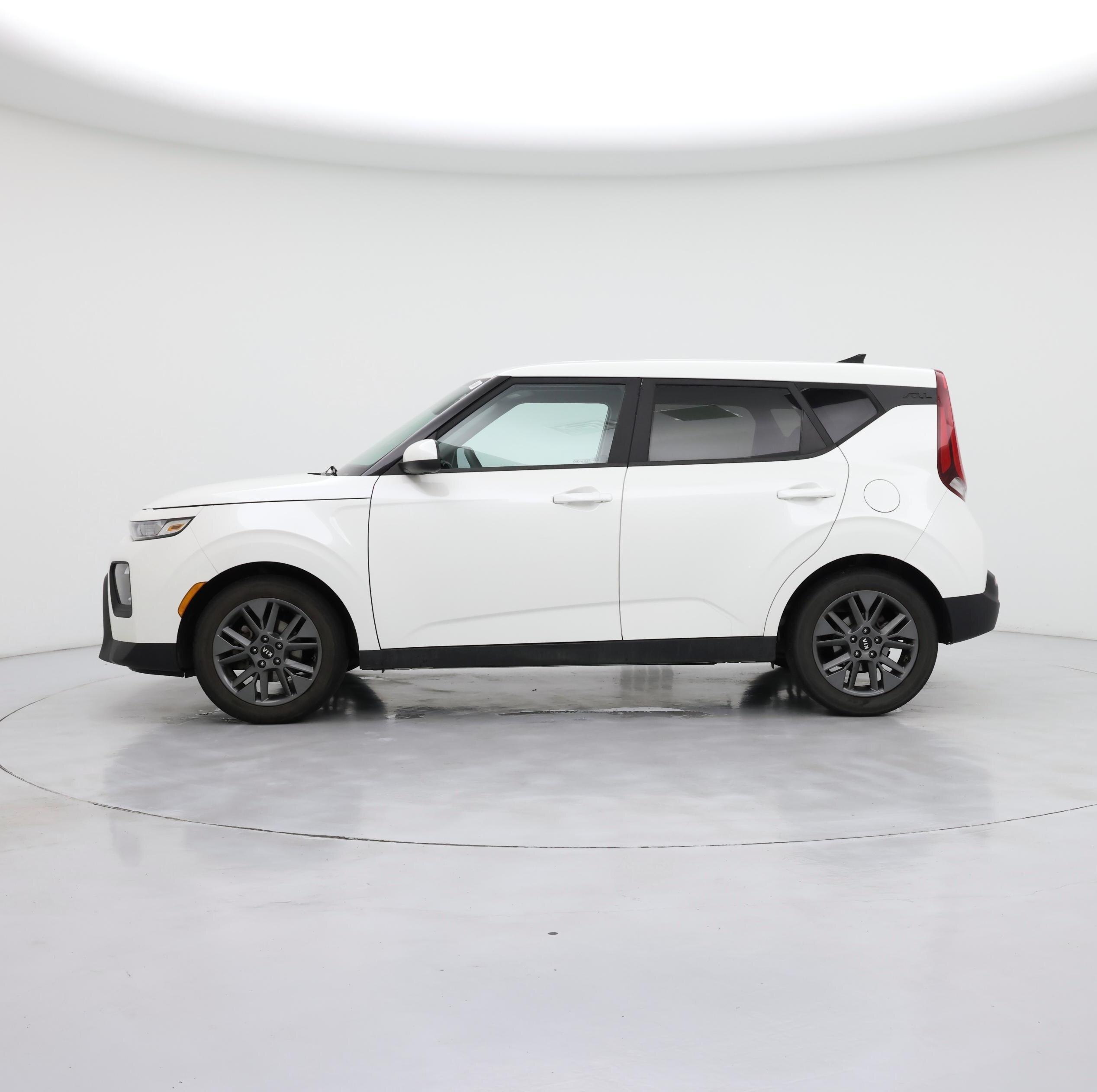 Thumbnail: 2021 Kia Soul - 3