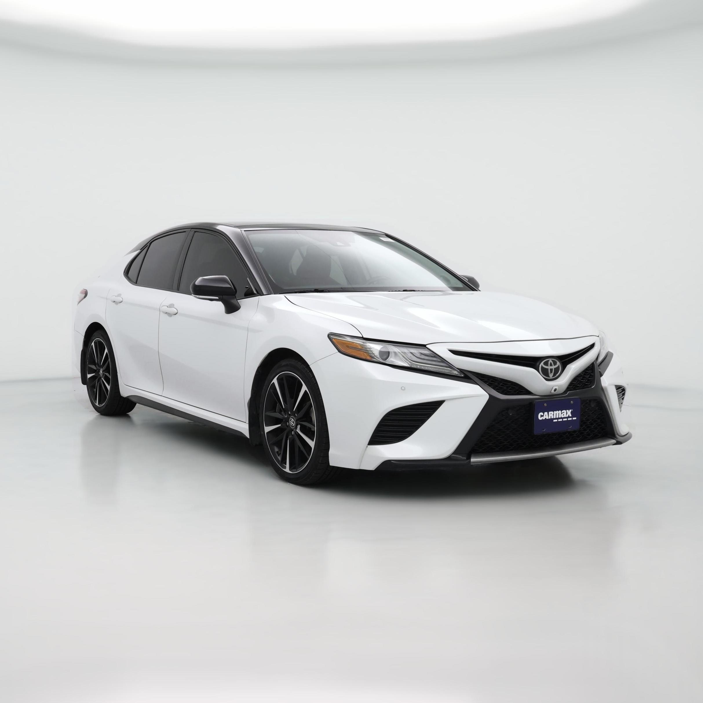 Thumbnail: 2019 Toyota Camry - 1