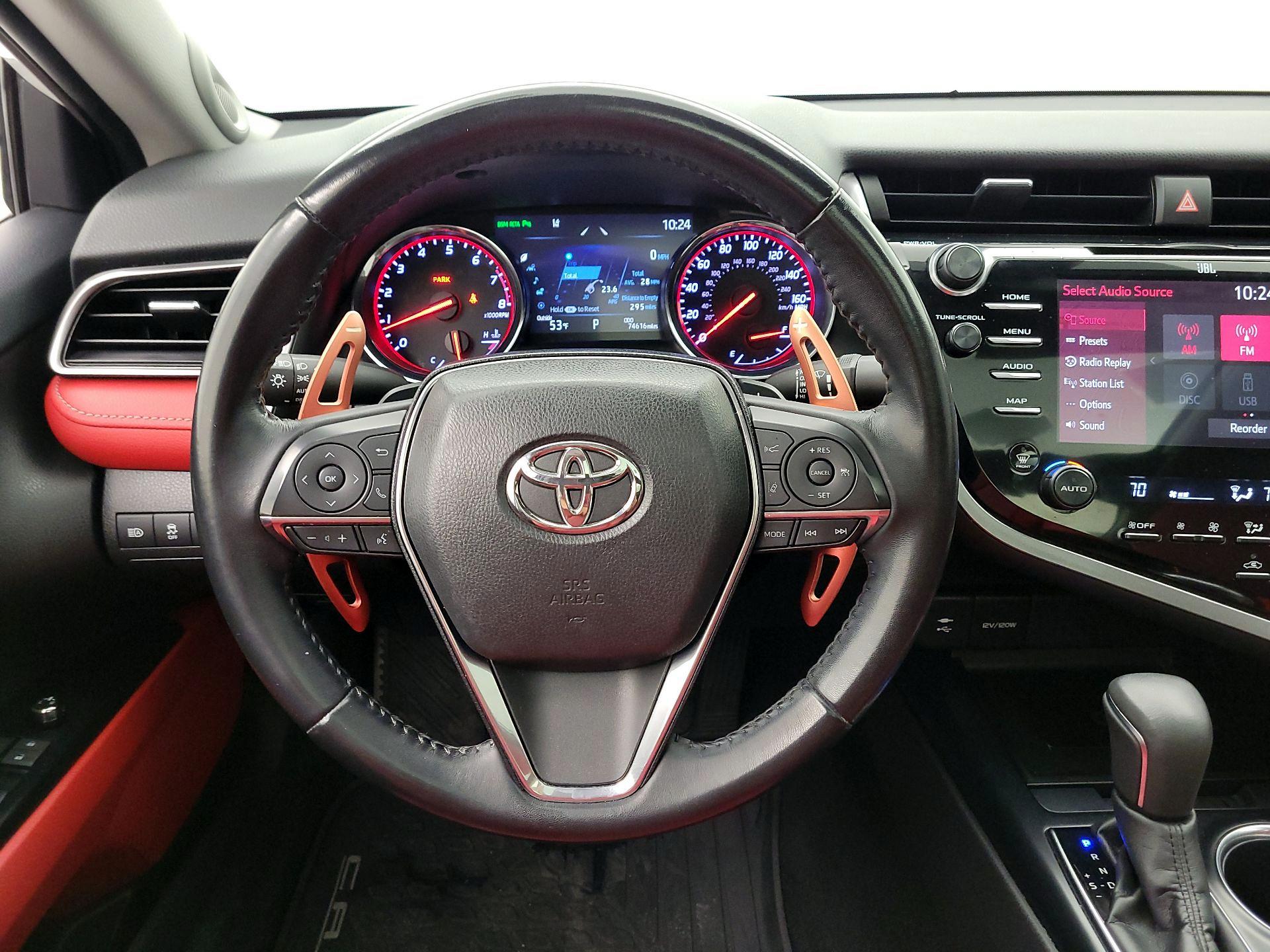 Thumbnail: 2019 Toyota Camry - 10