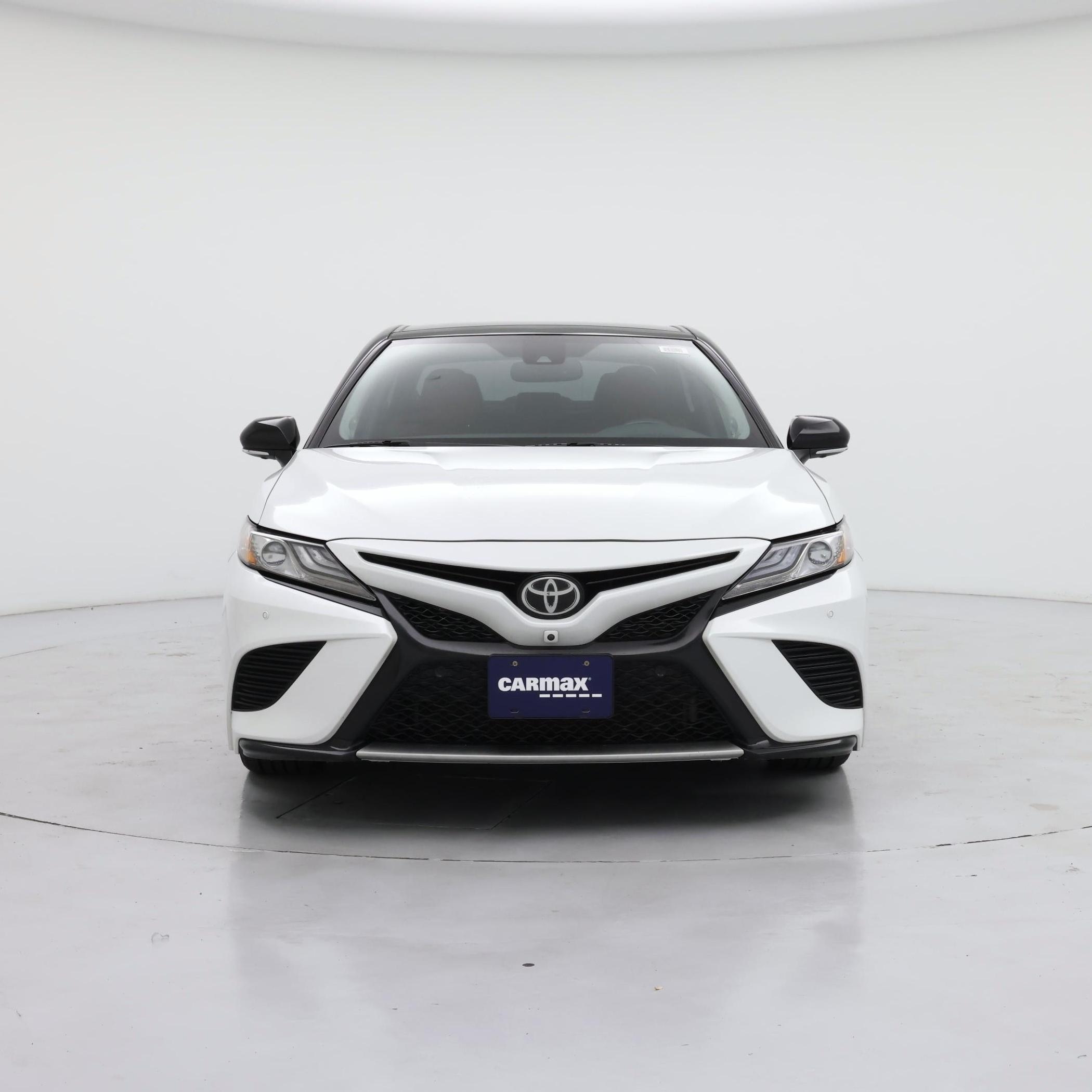Thumbnail: 2019 Toyota Camry - 5