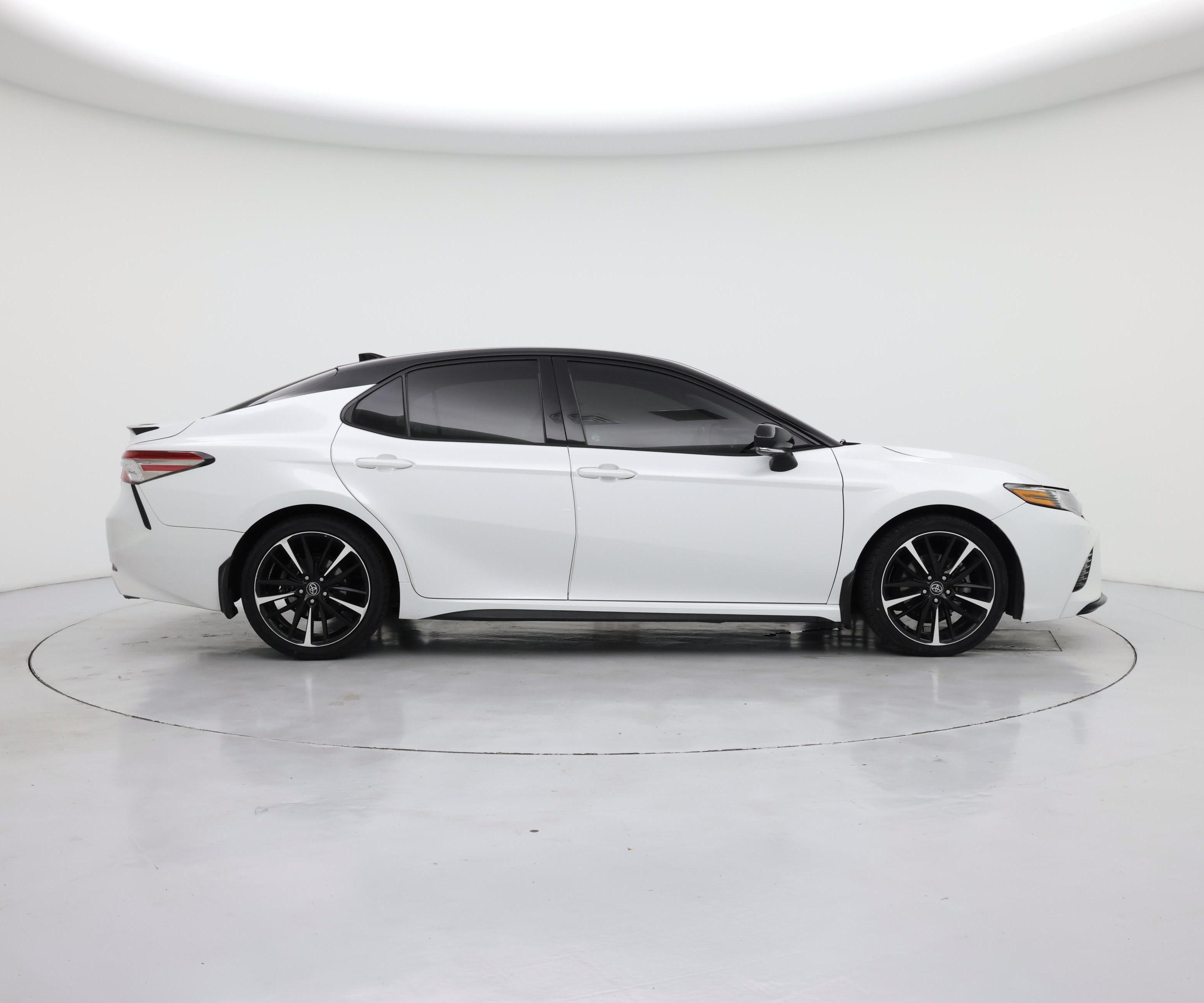 Thumbnail: 2019 Toyota Camry - 7
