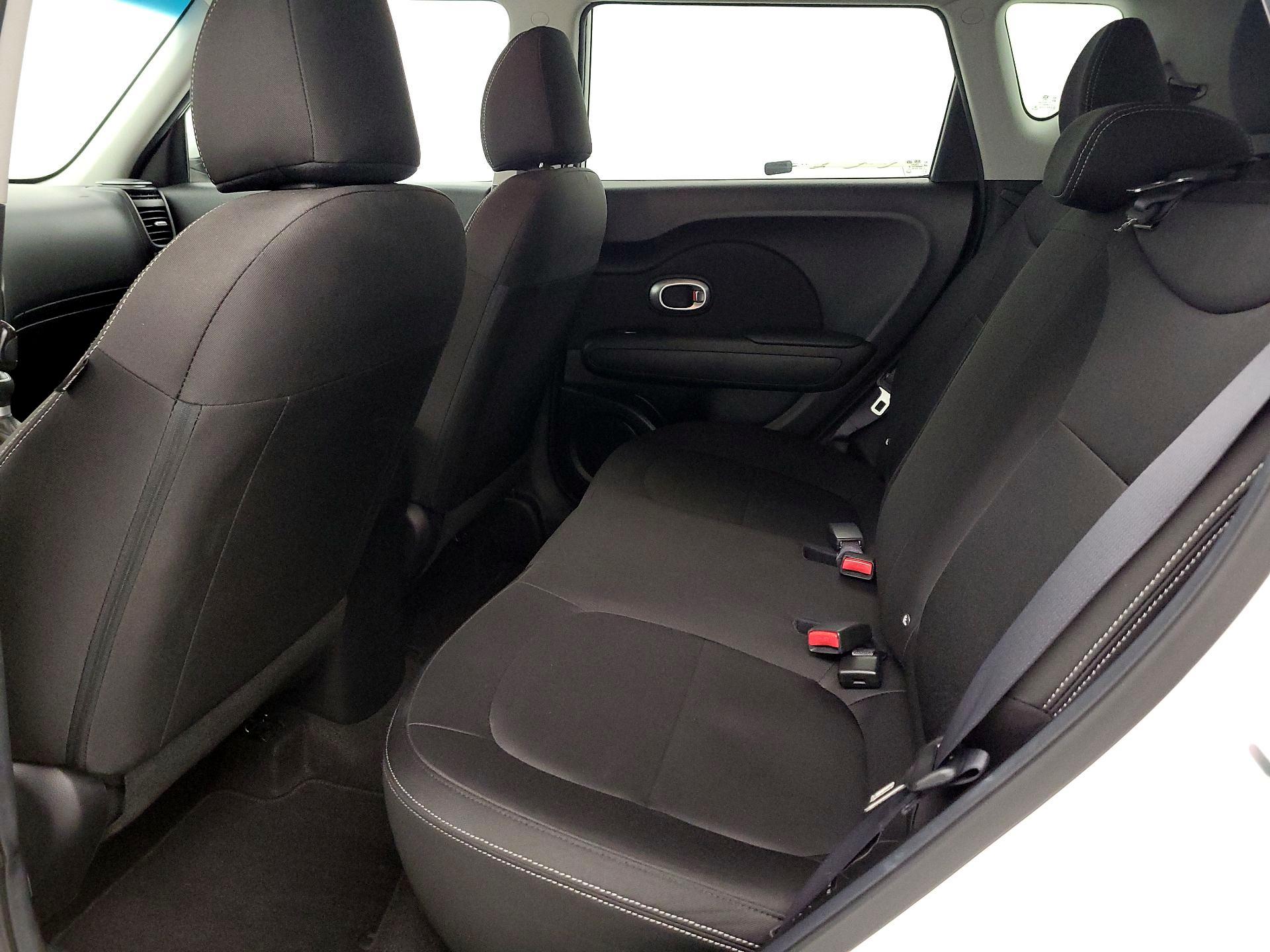 Thumbnail: 2017 Kia Soul - 18
