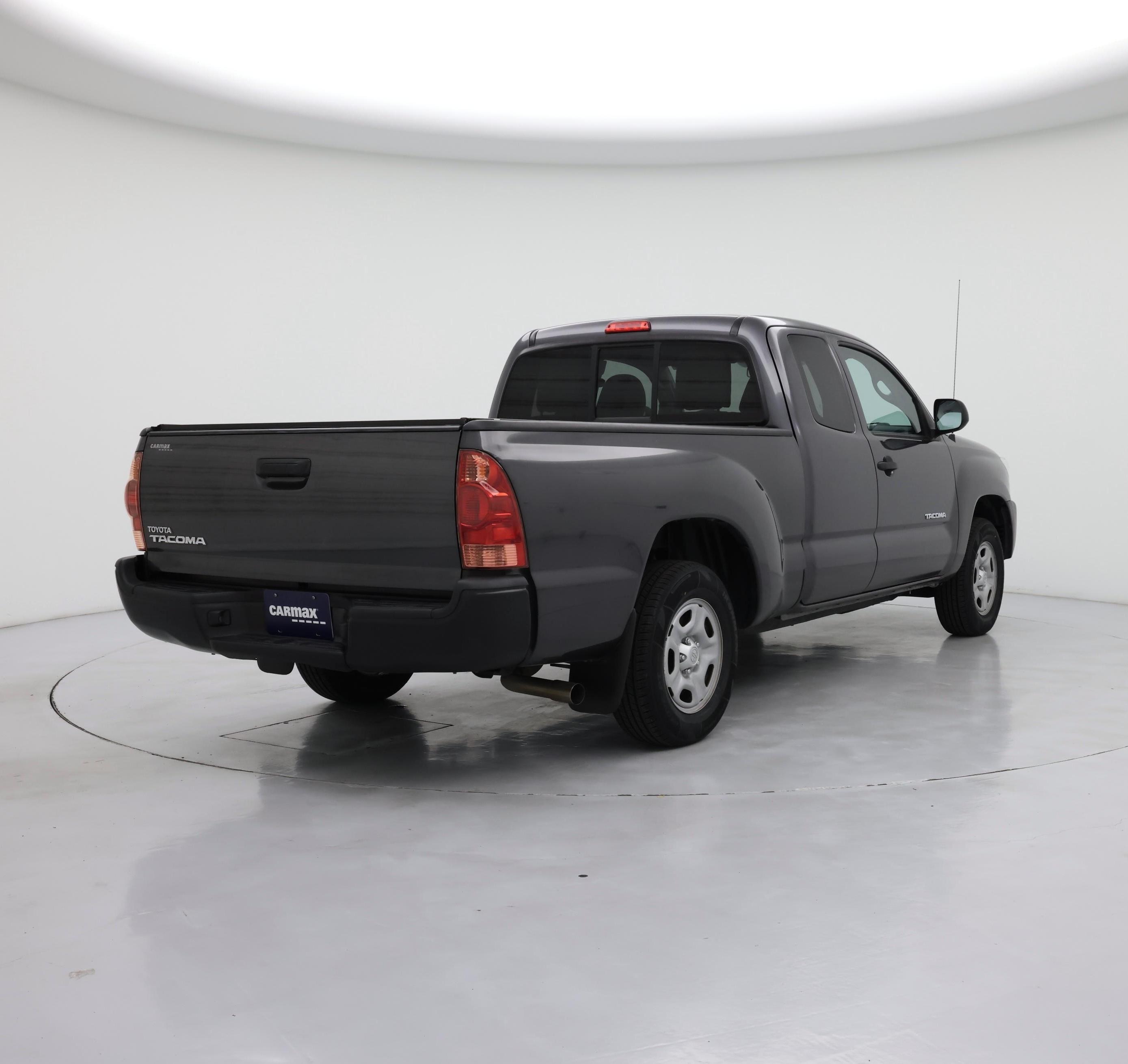 Thumbnail: 2014 Toyota Tacoma - 8