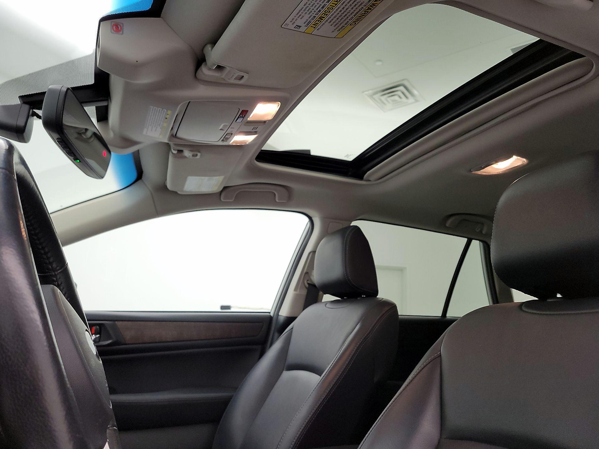 Thumbnail: 2017 Subaru Outback - 20