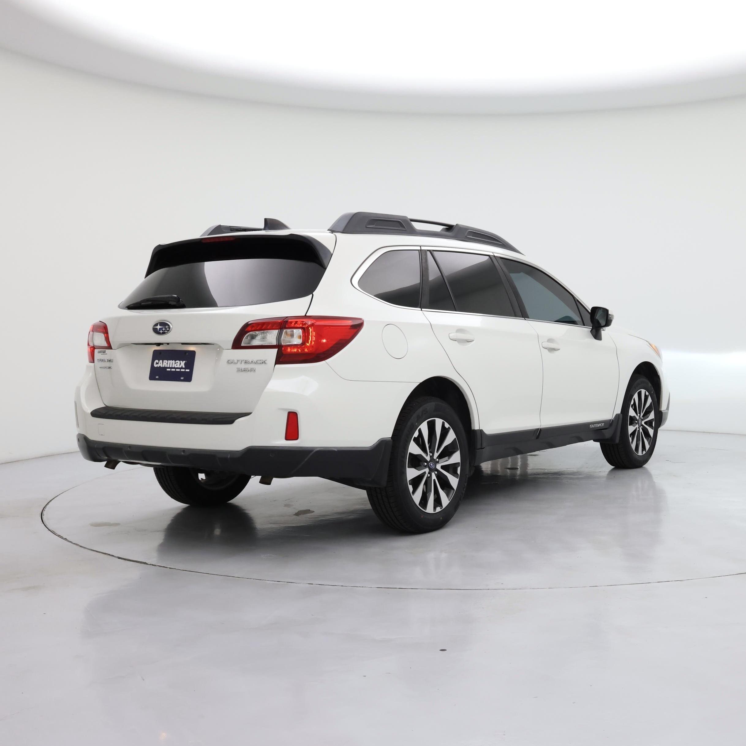 Thumbnail: 2017 Subaru Outback - 8