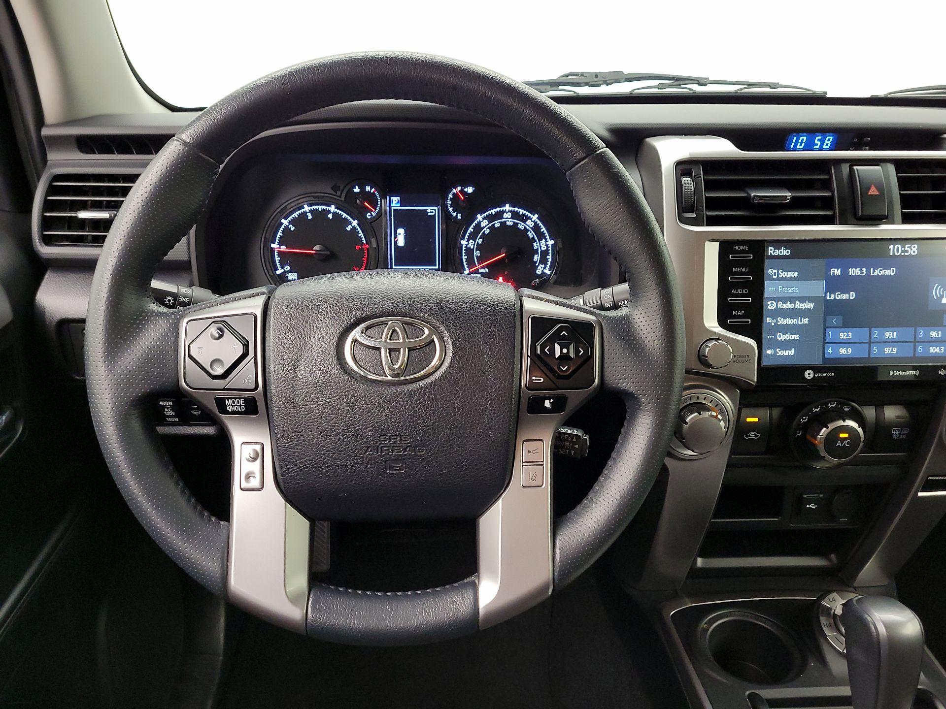 Thumbnail: 2022 Toyota 4Runner - 10