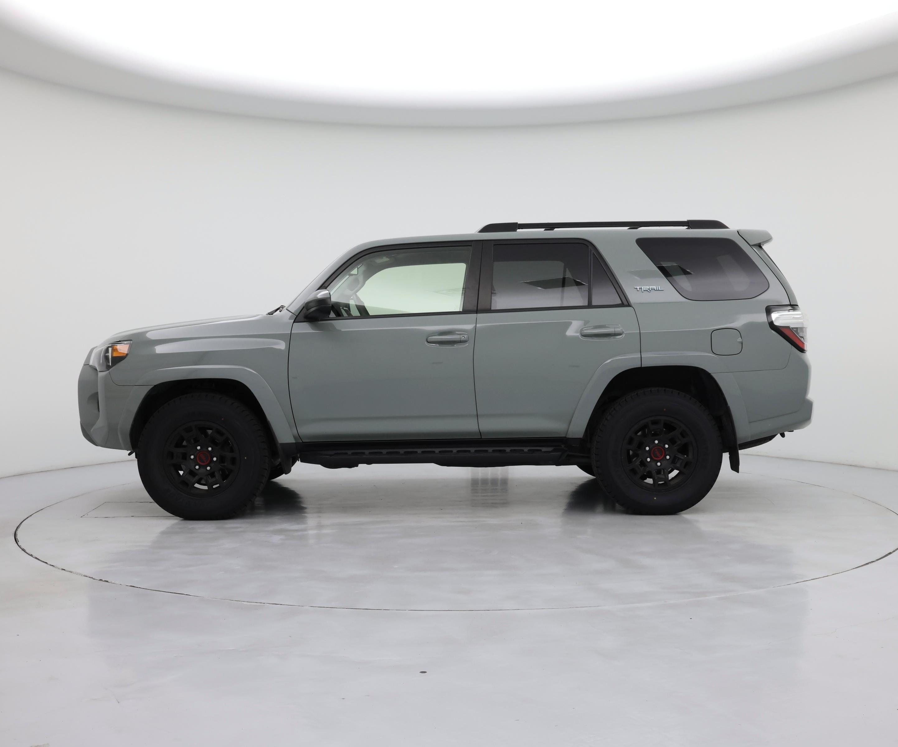 Thumbnail: 2022 Toyota 4Runner - 3