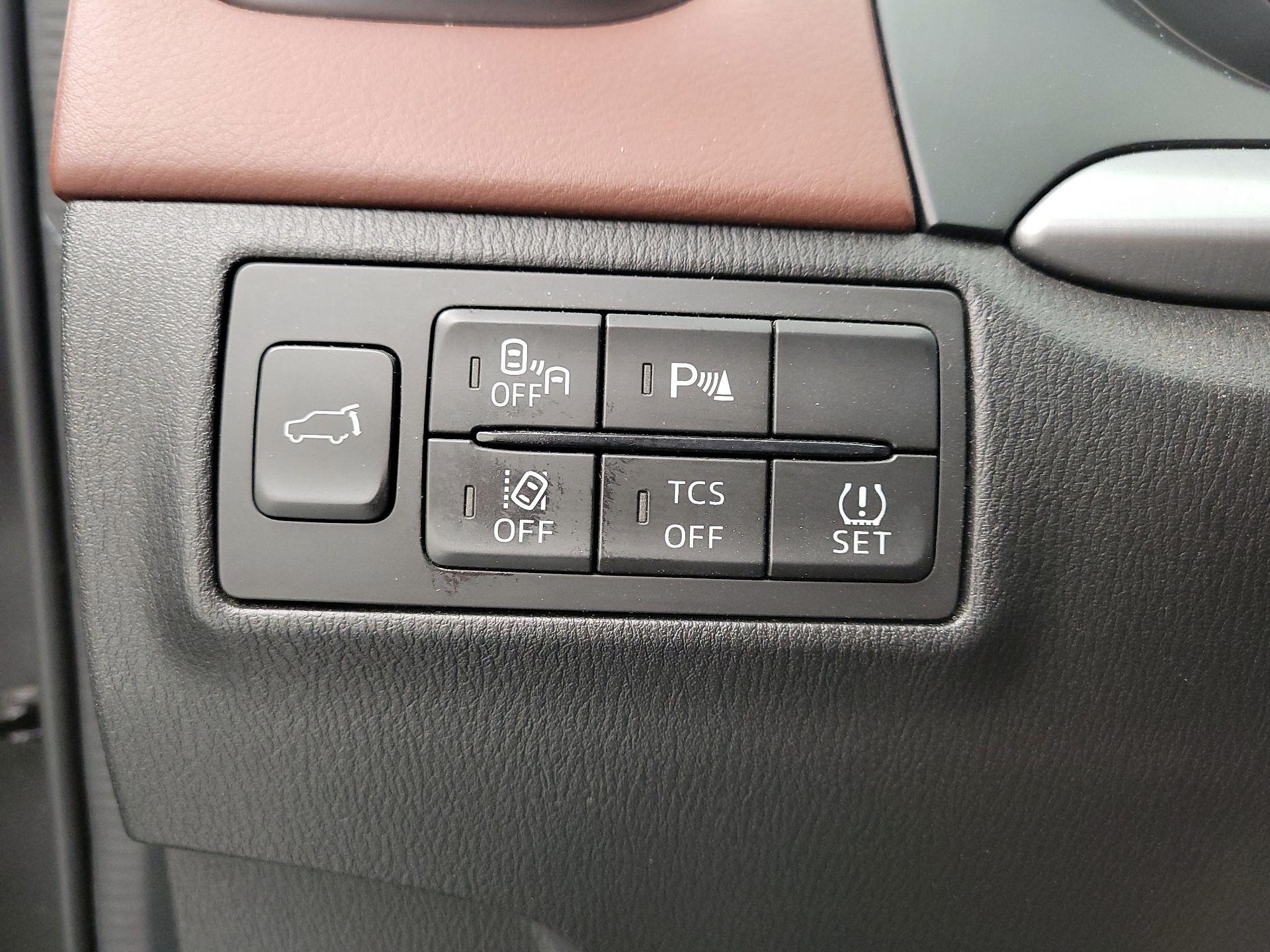 Thumbnail: 2016 Mazda CX-9 - 13