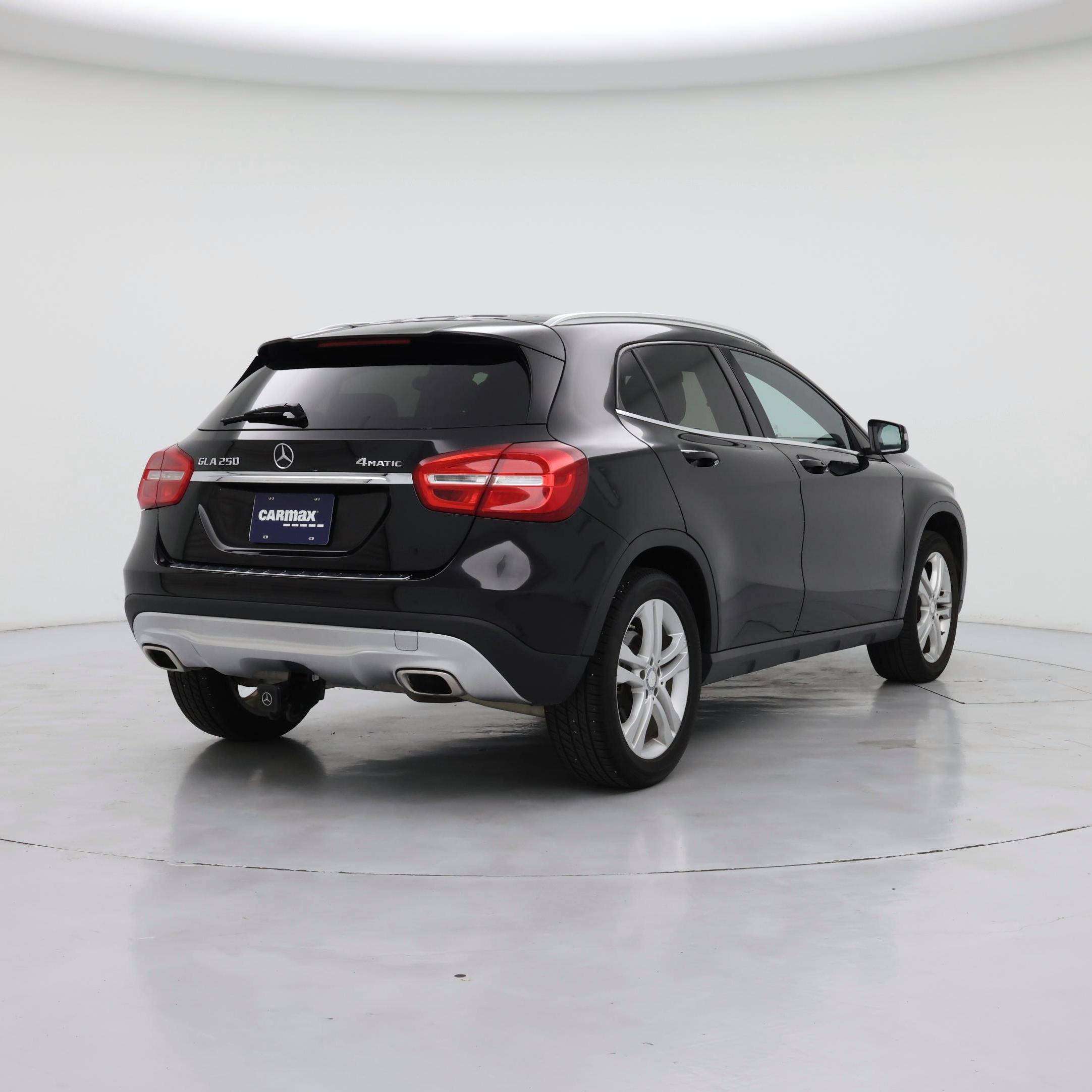 Thumbnail: 2016 Mercedes-Benz GLA - 8