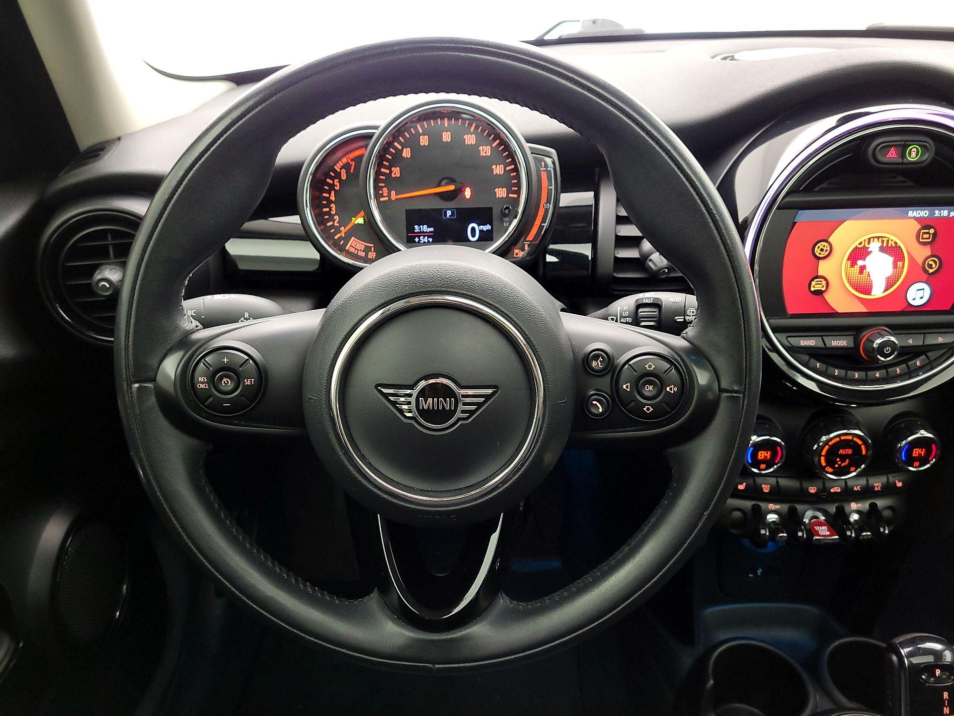 Thumbnail: 2020 MINI Cooper Hardtop - 10