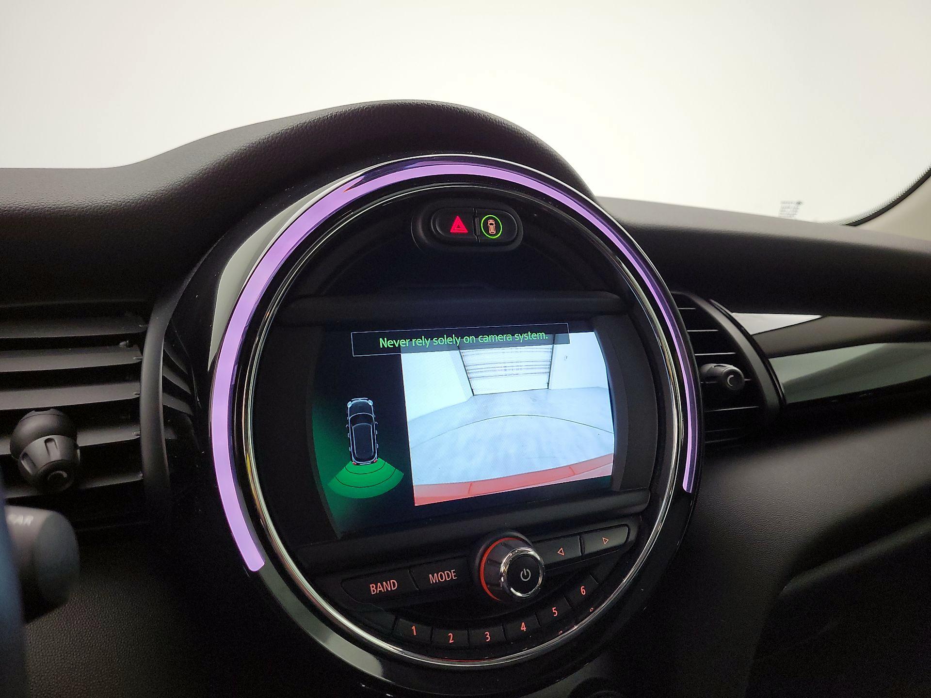 Thumbnail: 2020 MINI Cooper Hardtop - 14